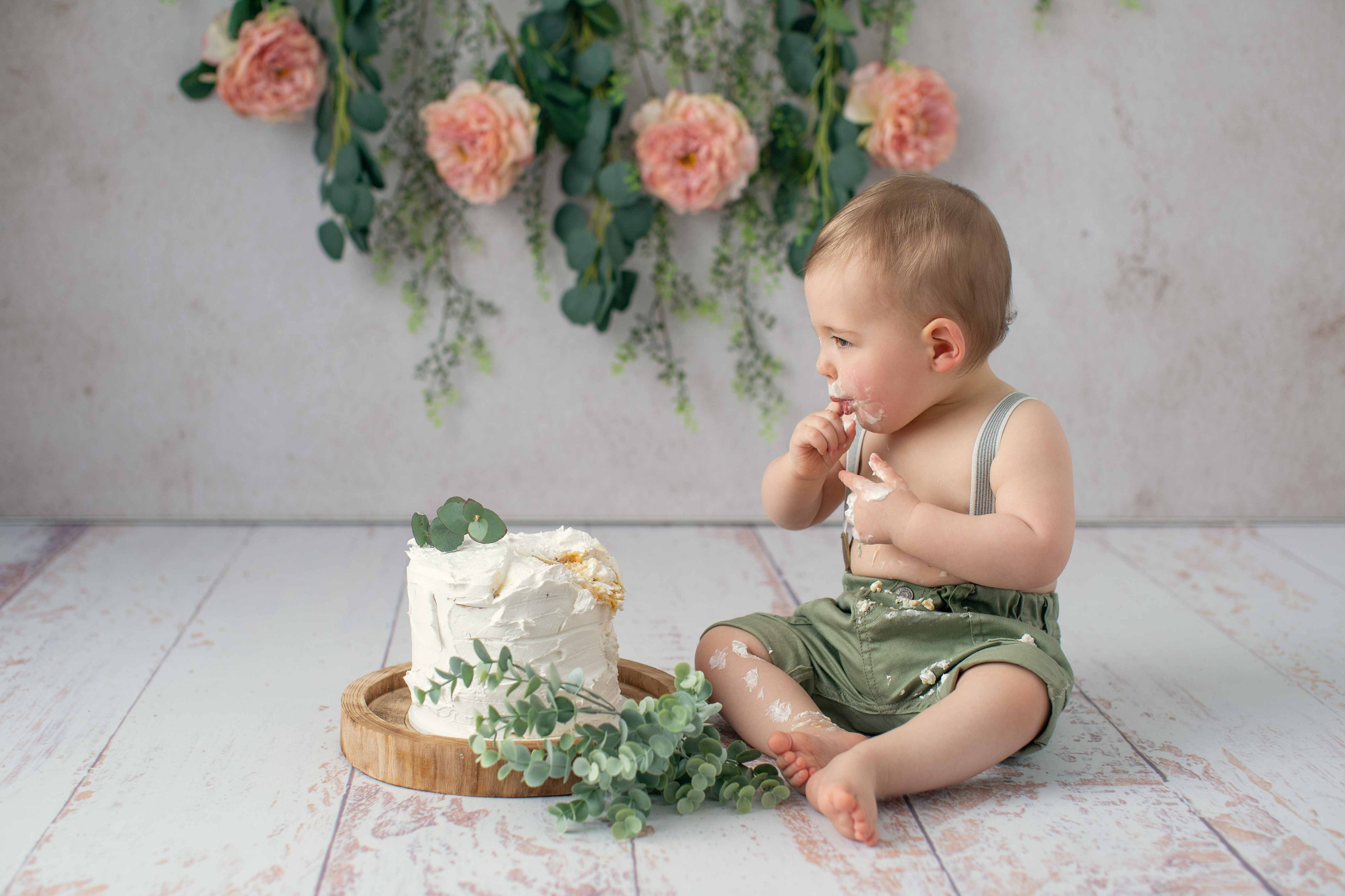 Cake Smash Baby Photoshoot Hills Disctrict Sydney, family photographer