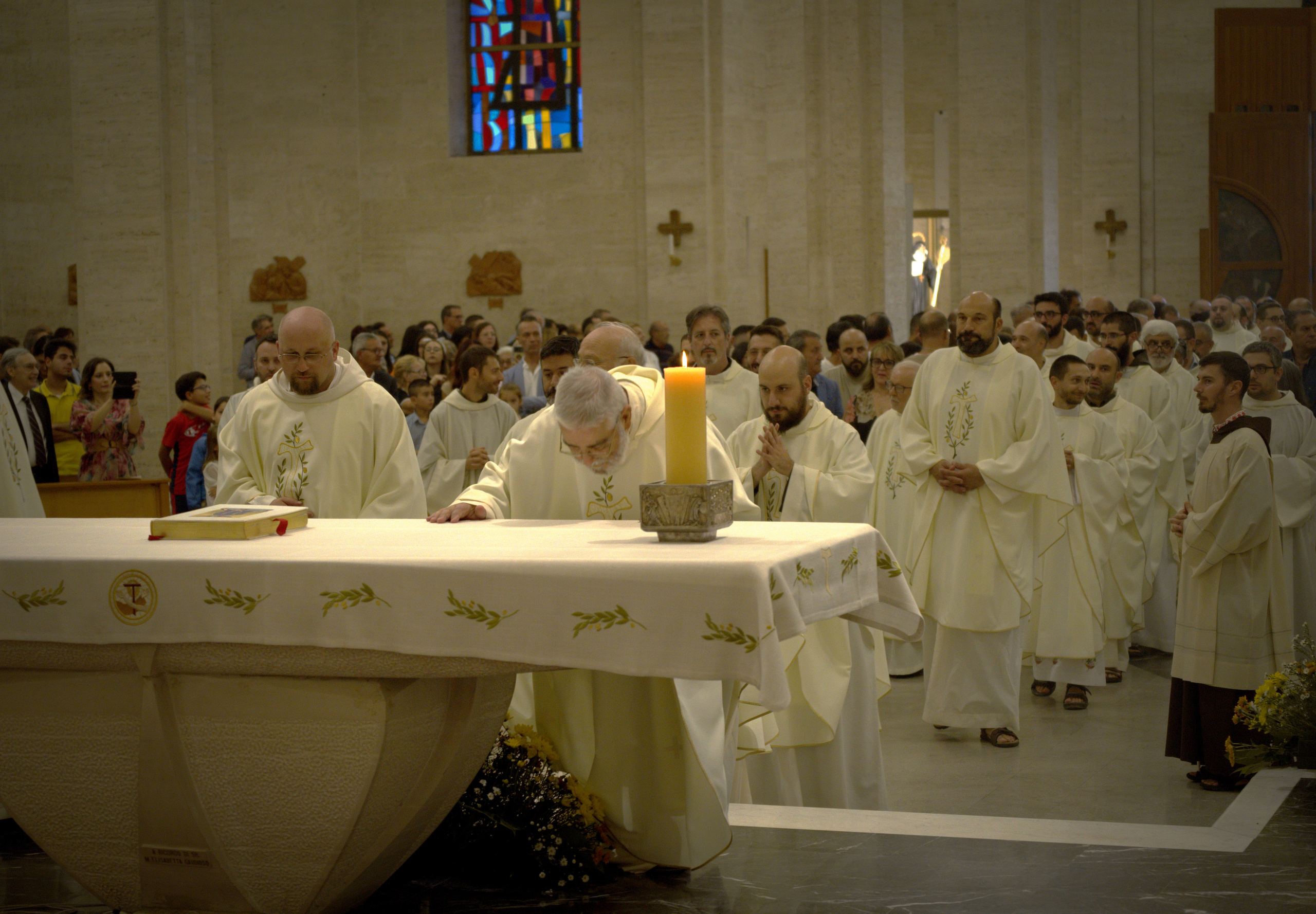 Барі. Базіліка св. Фары. Італія 30.09.2023