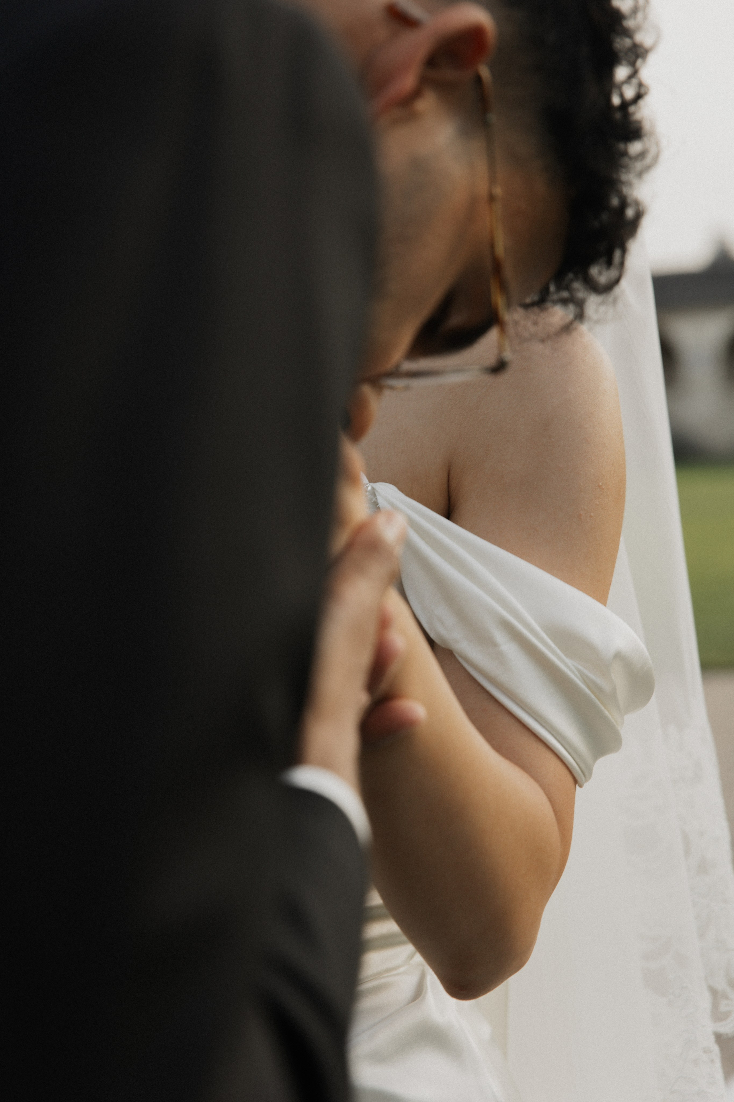 Elegant Castle Wedding in Austria | Alwin & Ruth’s Fairytale Celebration. Wedding photographer and videographer based in Timisoara, Romania