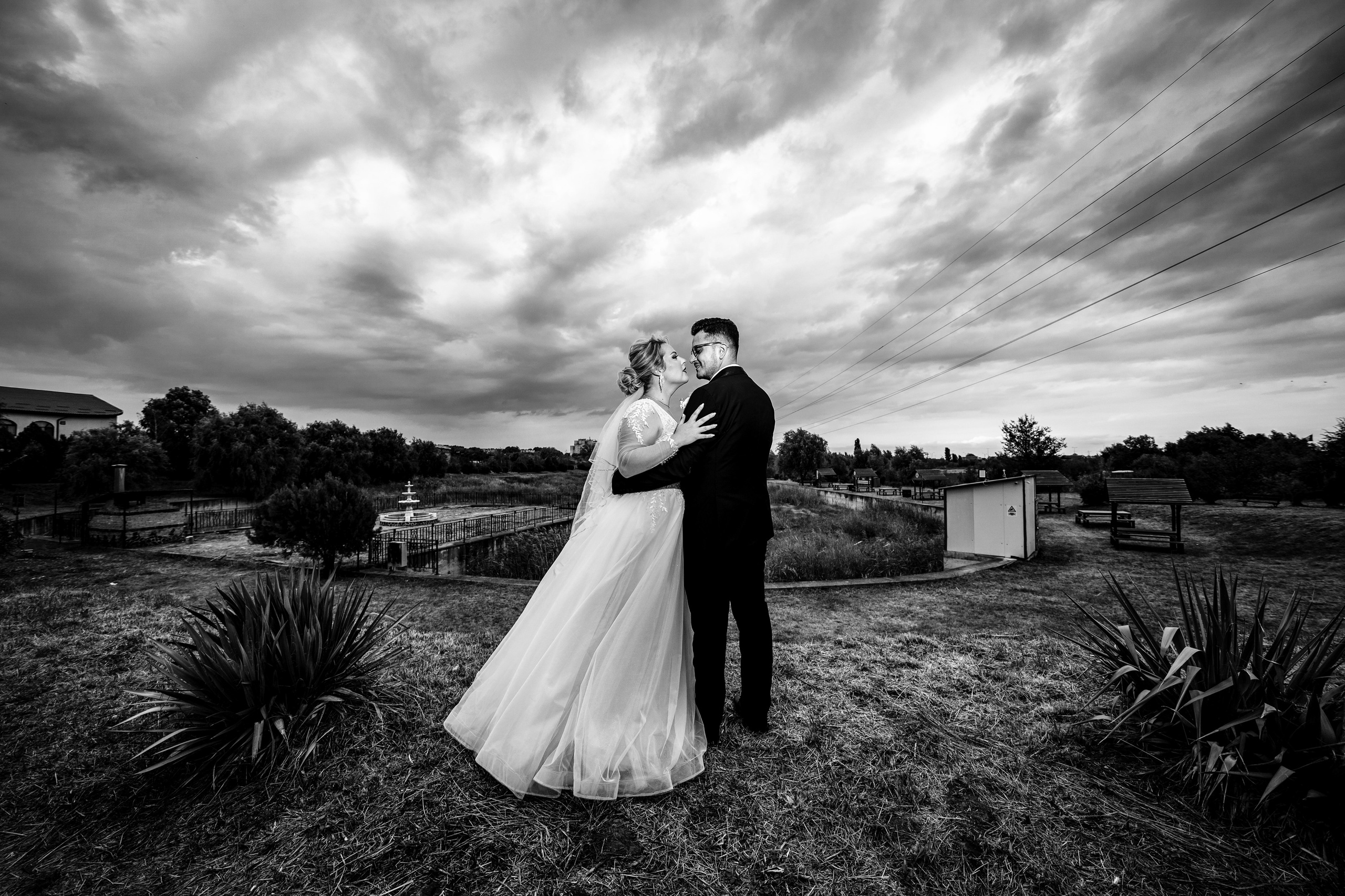 Laura & Bogdan. Acasă