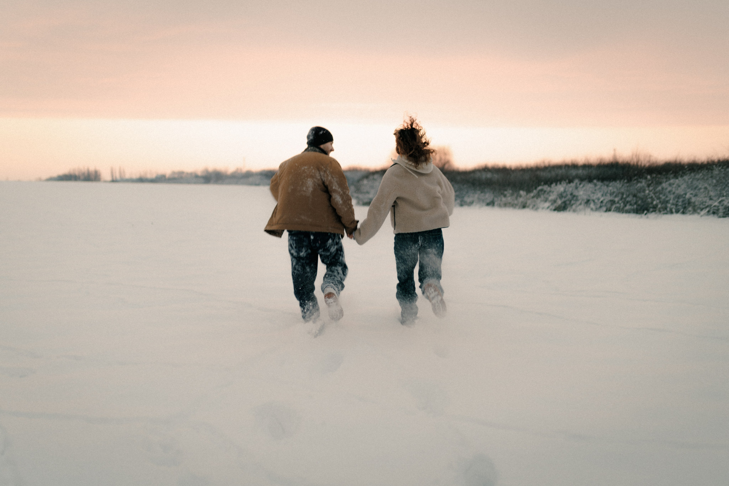 Snowy. Wedding photographer and videographer based in Timisoara, Romania