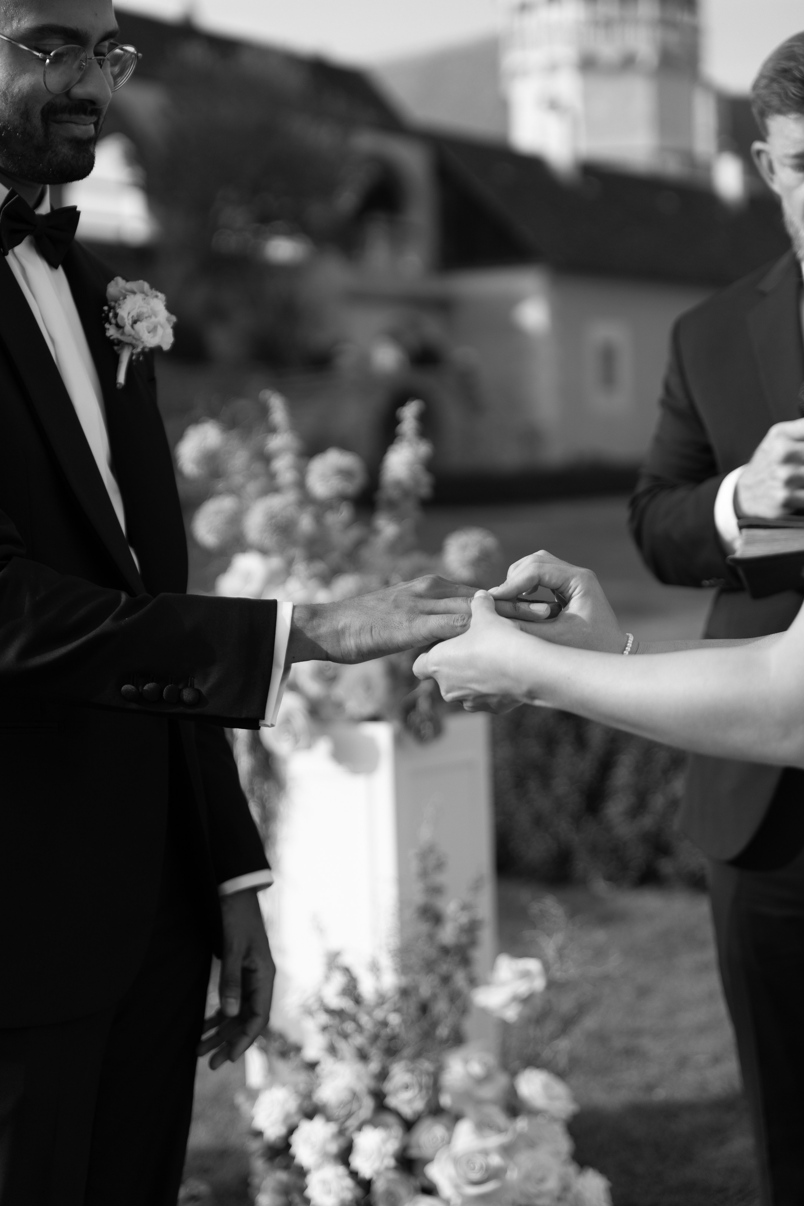 Elegant Castle Wedding in Austria | Alwin & Ruth’s Fairytale Celebration. Wedding photographer and videographer based in Timisoara, Romania