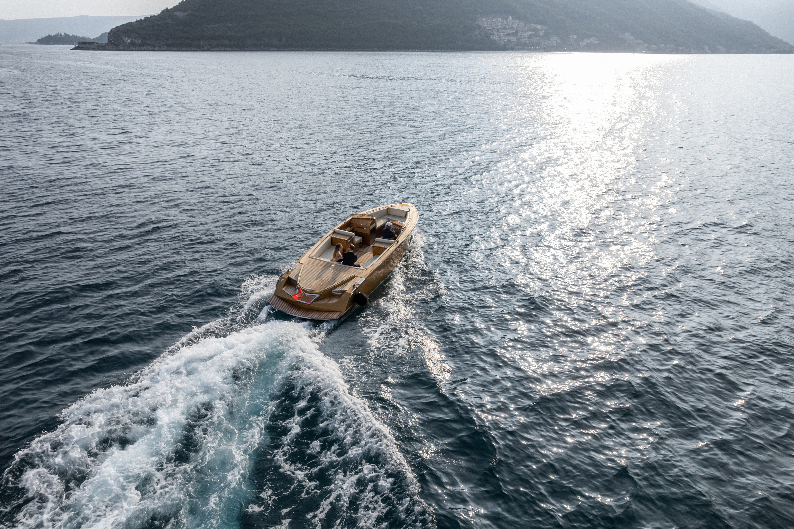 Huur een boot voor fotoshoots in Montenegro