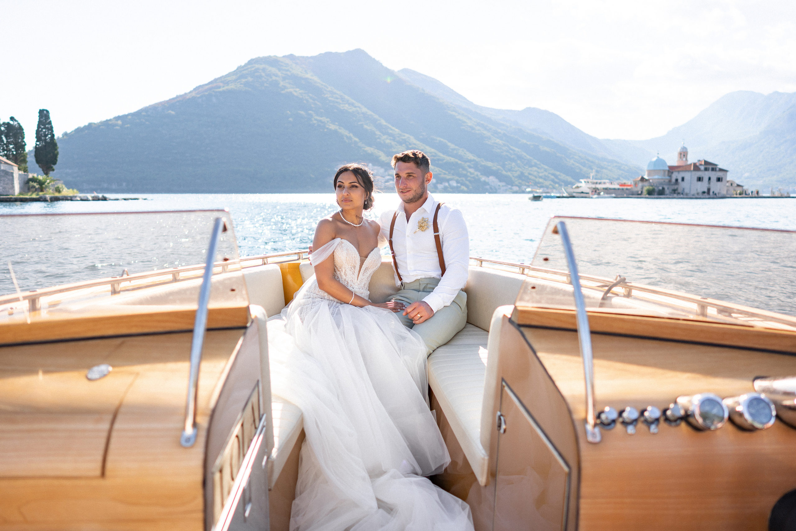 Huur een boot voor fotoshoots in Montenegro