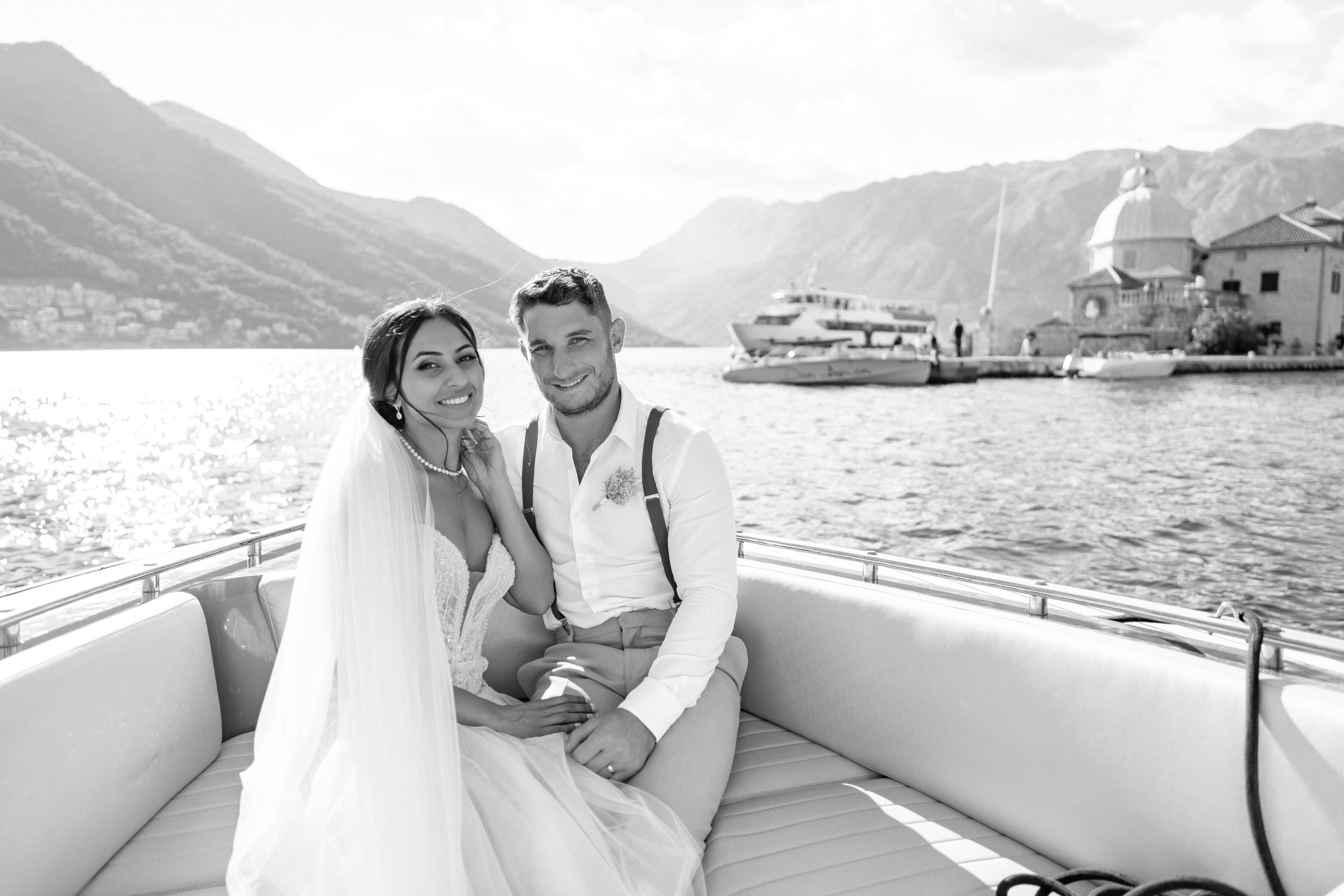 Huur een boot voor fotoshoots in Montenegro
