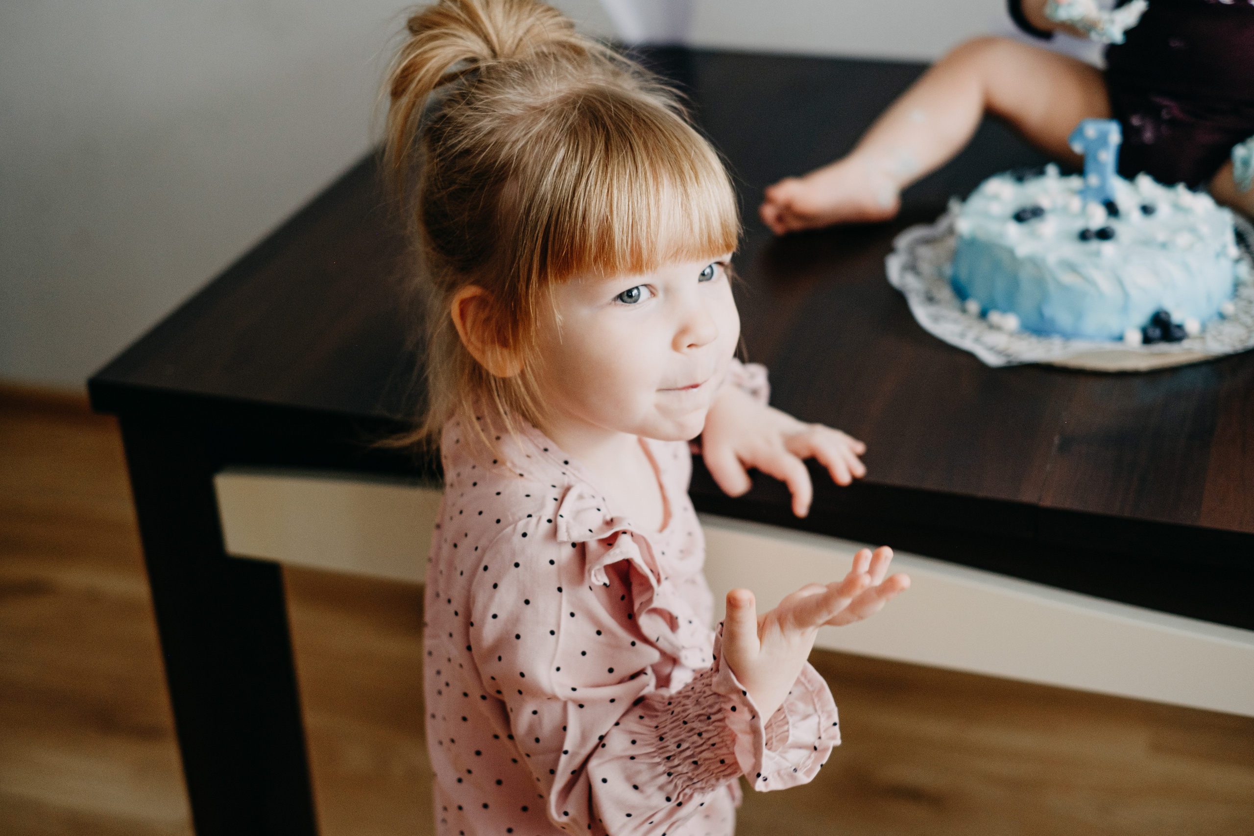 Evertam 1 gadiņš - Cake Smash. Kāzu × Ģimenes notikumu fotografs Edgars Kalniņš
