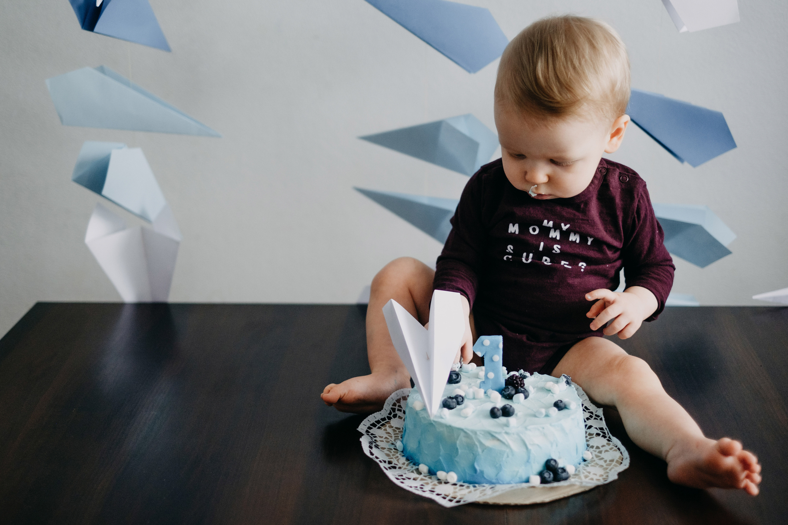 Evertam 1 gadiņš - Cake Smash. Kāzu × Ģimenes notikumu fotografs Edgars Kalniņš