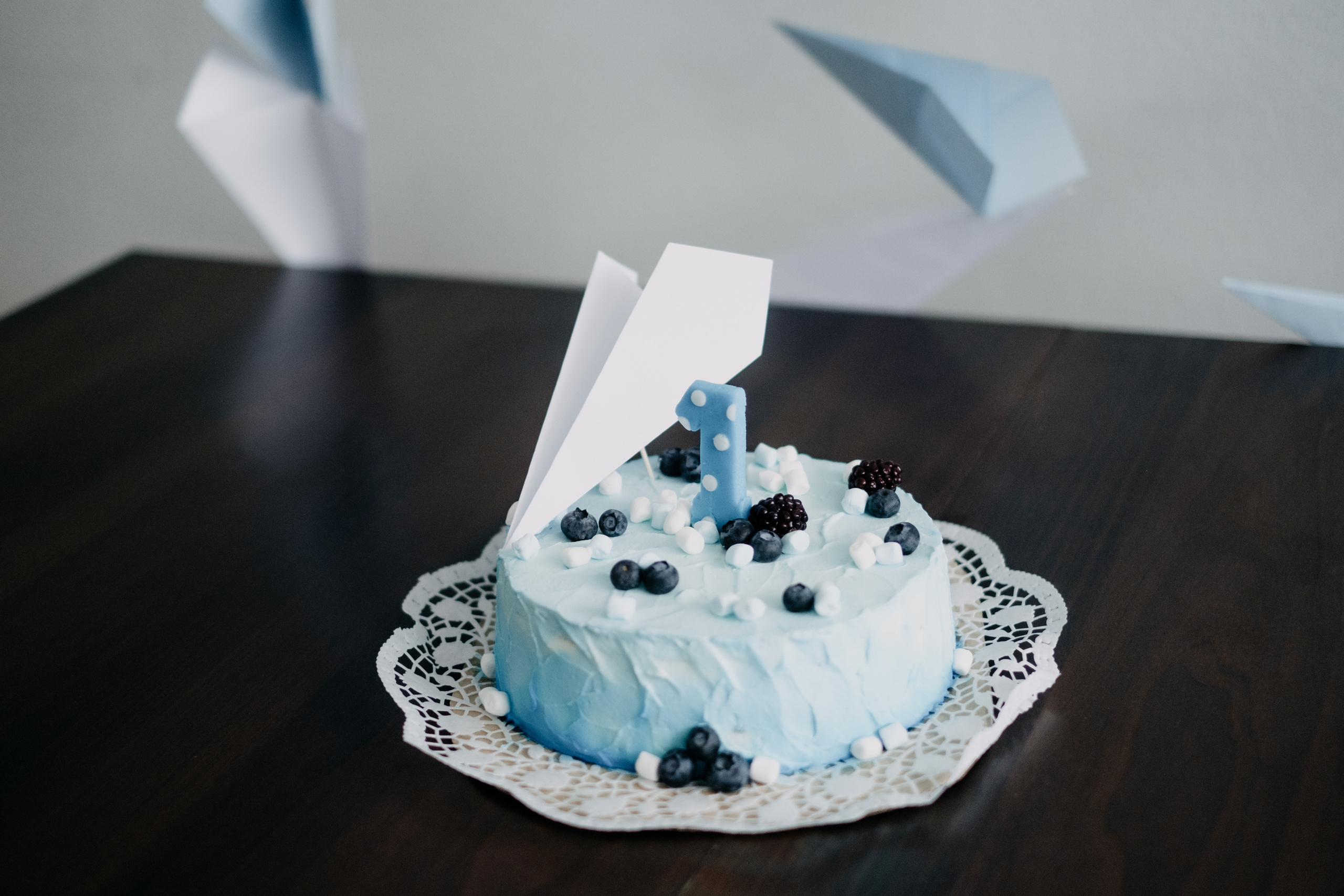 Evertam 1 gadiņš - Cake Smash. Kāzu × Ģimenes notikumu fotografs Edgars Kalniņš