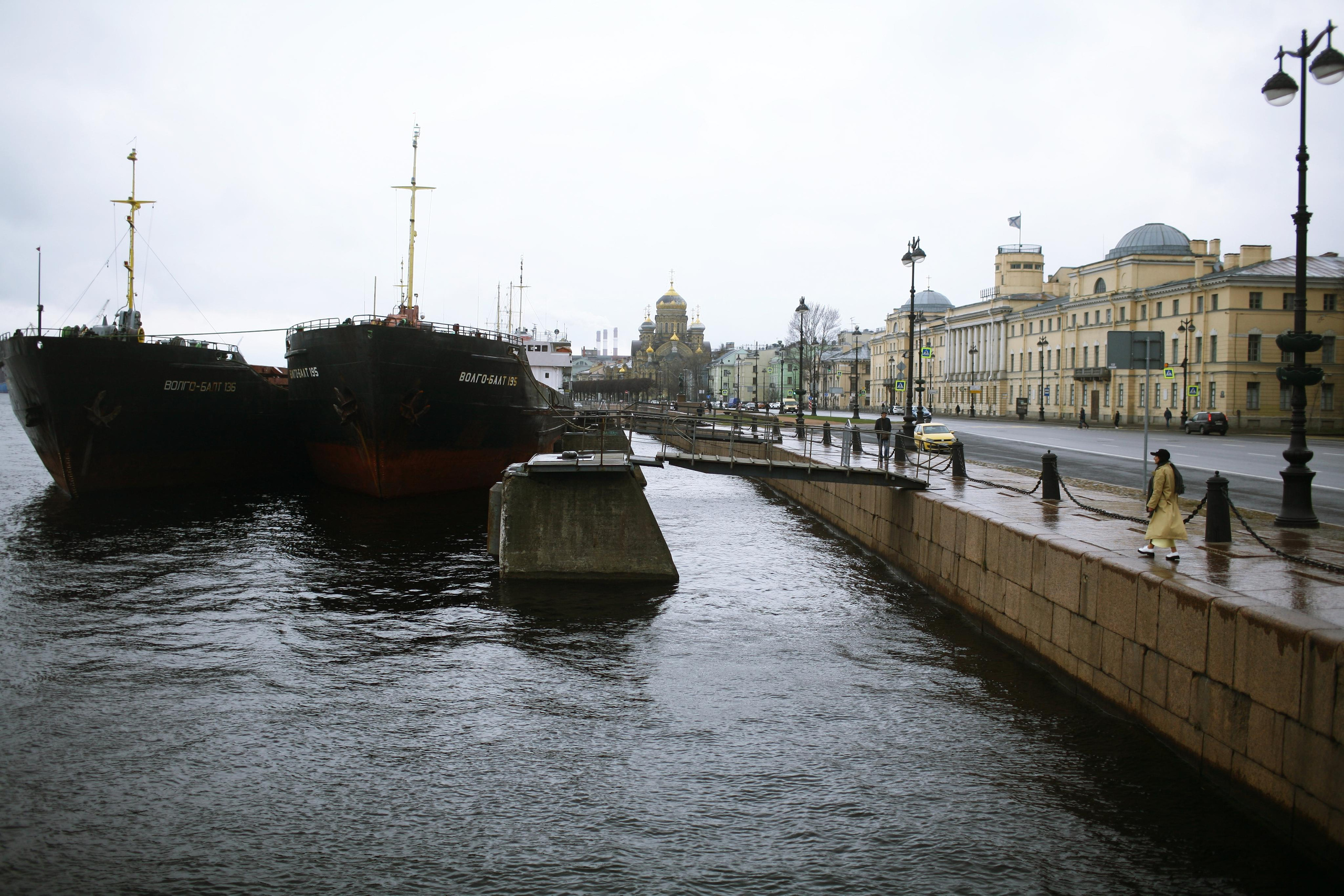 Natalie. Breathe listen breathe. Victoria Dini. Art photography in London / Folkestone, UK