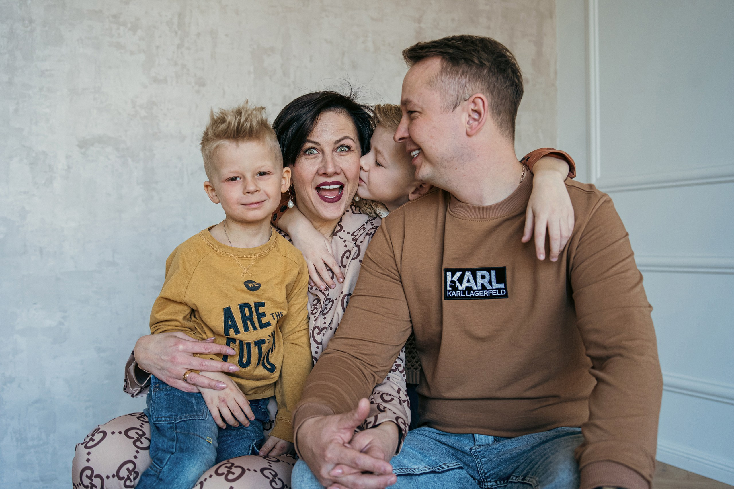 Family photographer Riga Europe. Portait photographer and videographer in Riga, Latvia, Julia Zhitluhina. Visual Artist