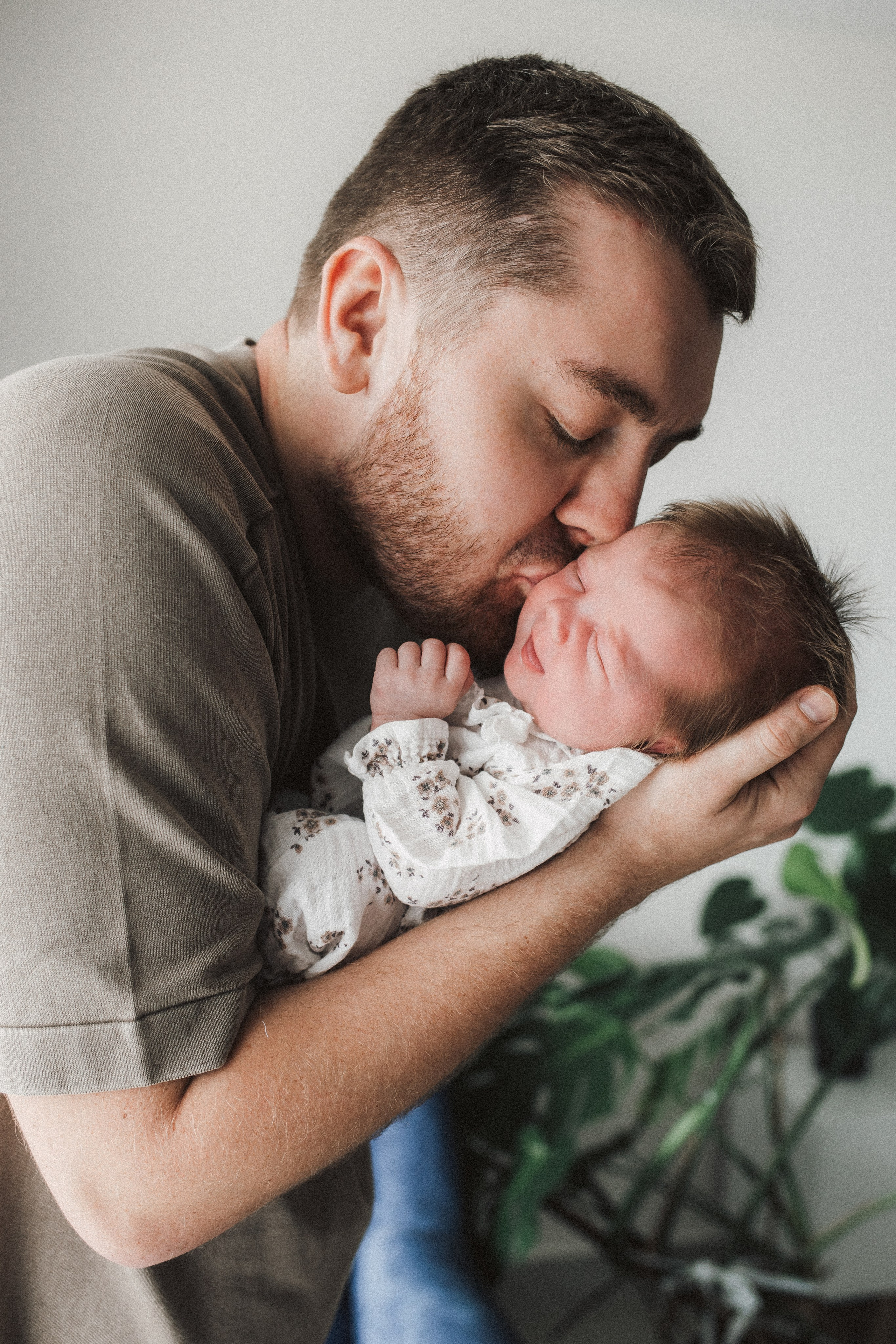 Фотосесія новонароджених в Аліканте 📸👶 Торрев’єсі, Бенідормі та Валенсії. Професійний дитячий фотограф Наталі Острова
