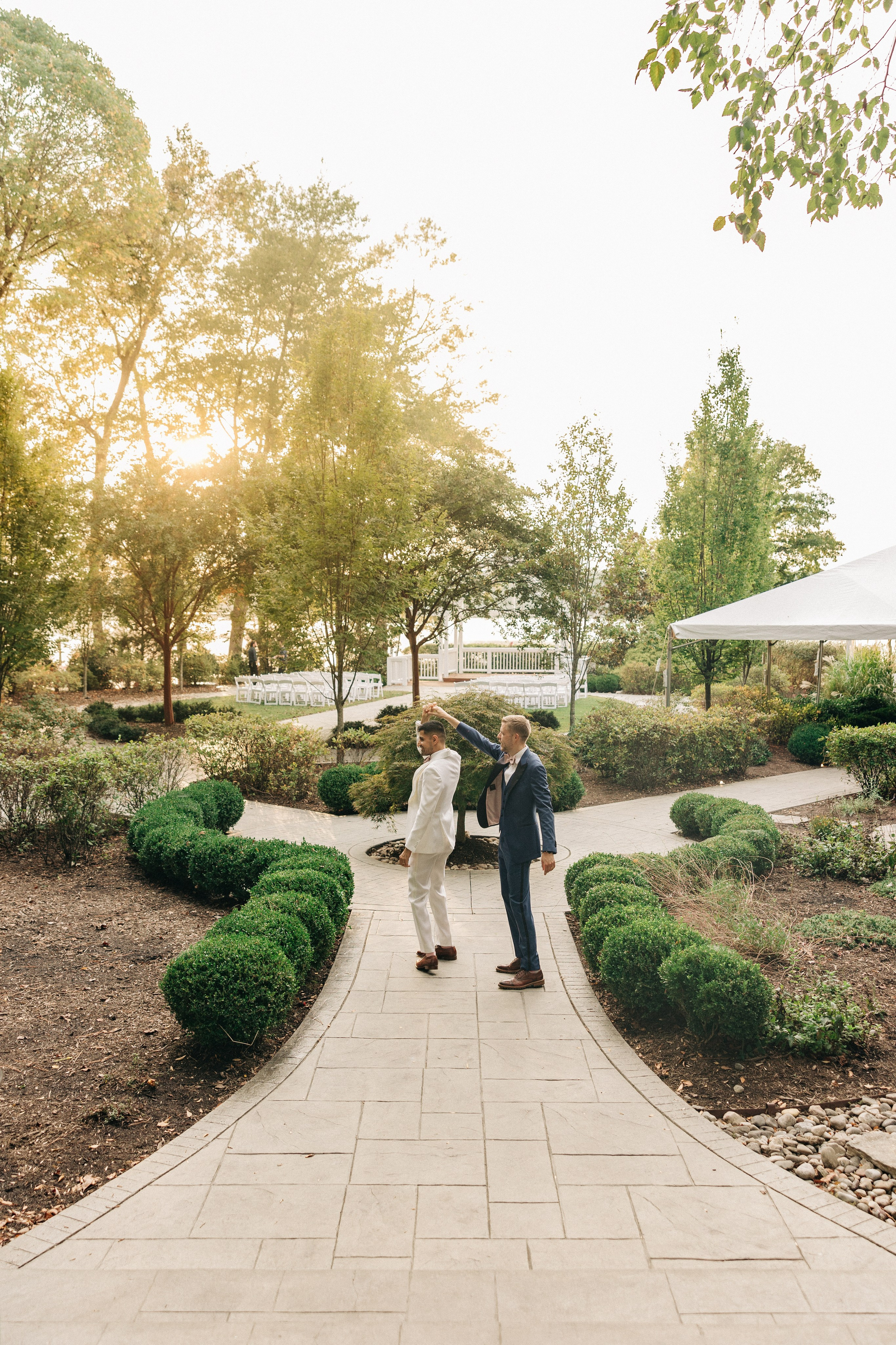 Queer Wedding in Richmond, VA. Sara Eulalia | Virginia Photographer