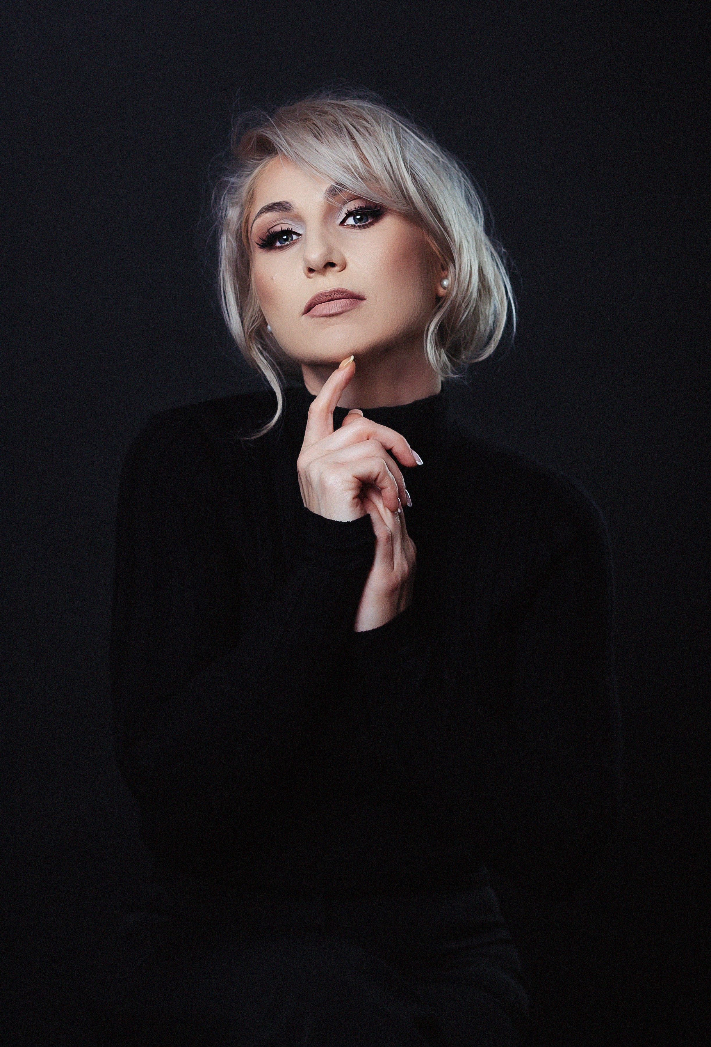 Machiaj profesional Constanta - La Femme Studio Photography / Alexandra Stan Make-up. Elena Mascan – Fotograf newborn, maternitate, portret, smash the cake & branding personal | La Femme Studio Photograpy|Constanţa