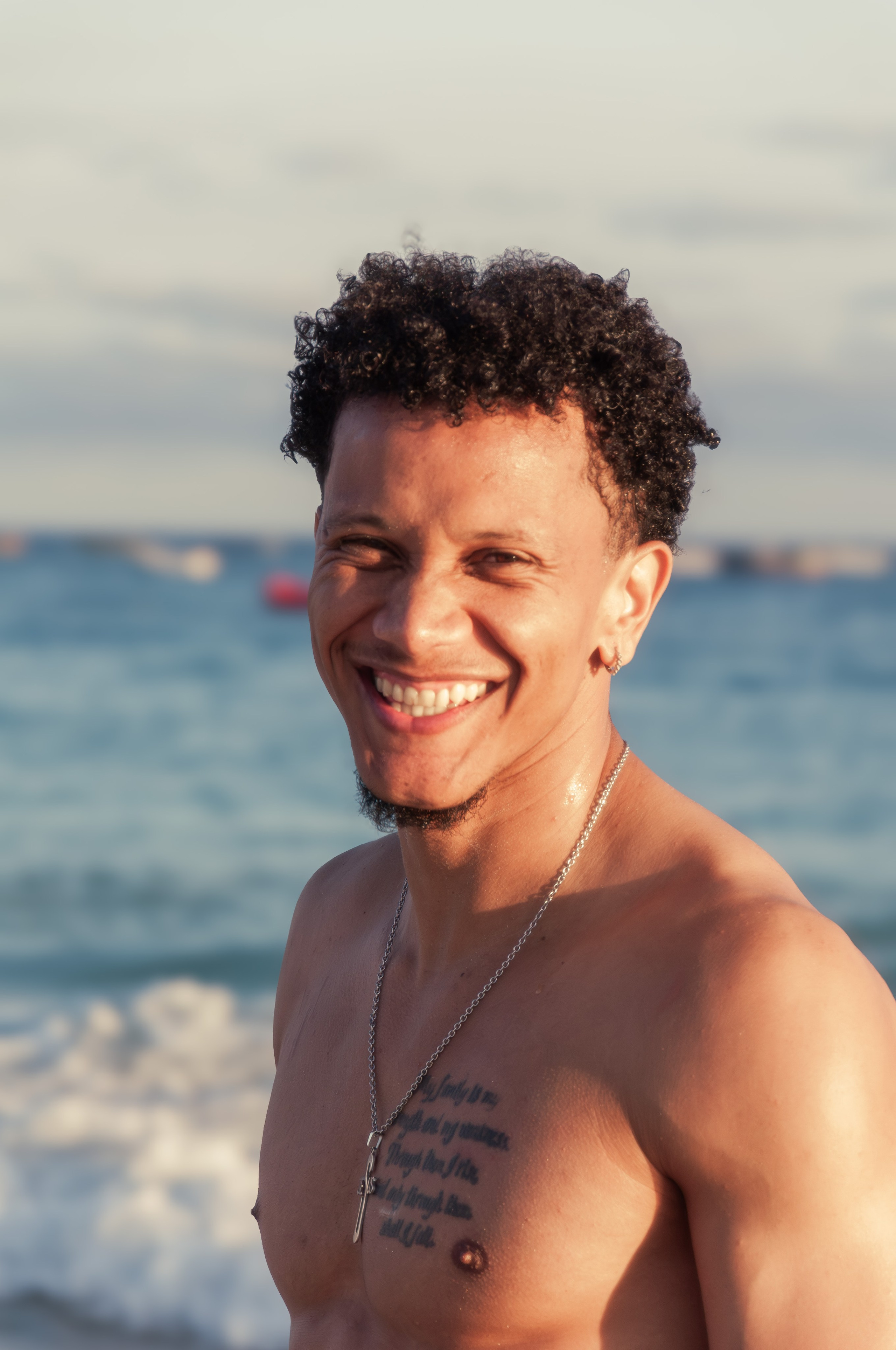 Creative colorful portraits. Éclat Photos. Exclusive portrait photography service