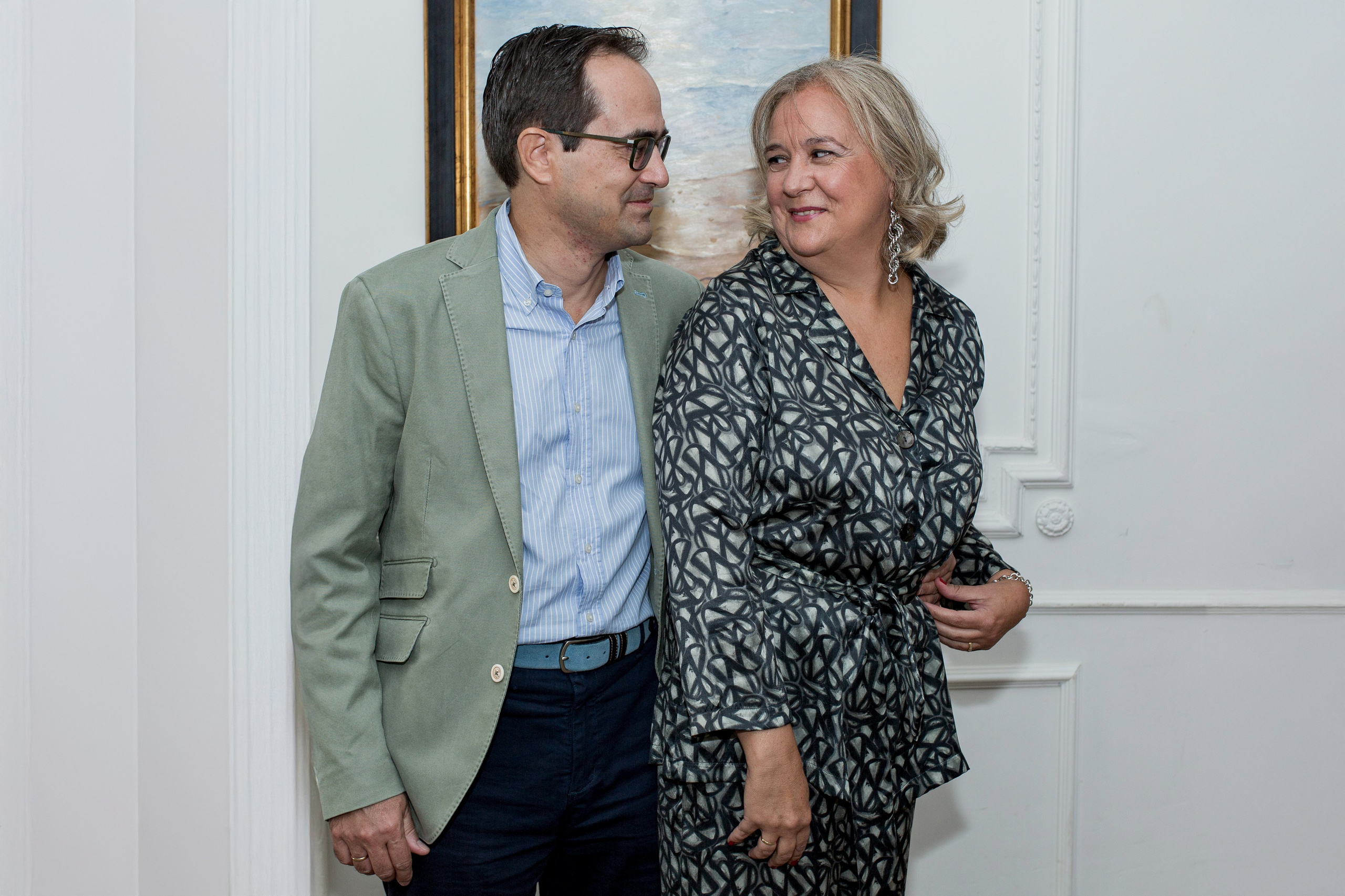 Sesión de Fotos de Cumpleaños en Madrid | Smash Cake, 15, 19, 40 Años – Rainbox Estudio. Rainbox Estudio de Fotografía