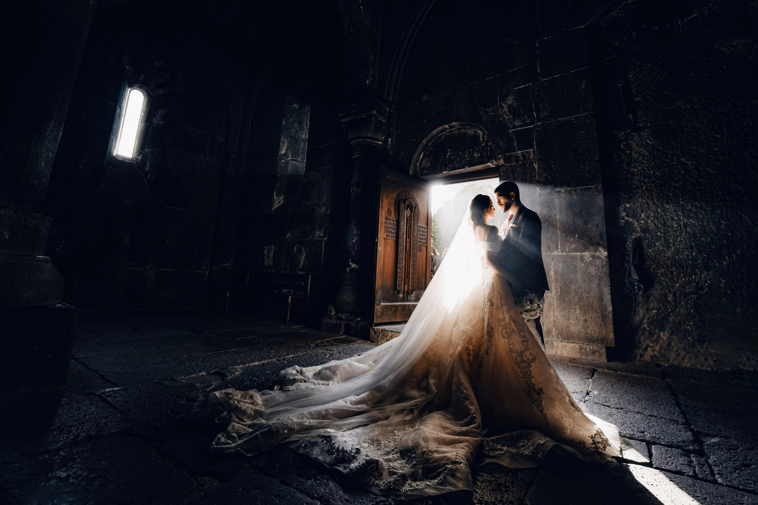 Wedding photos and video shooting in Armenia and all over the world!!! Photographer in Yerevan