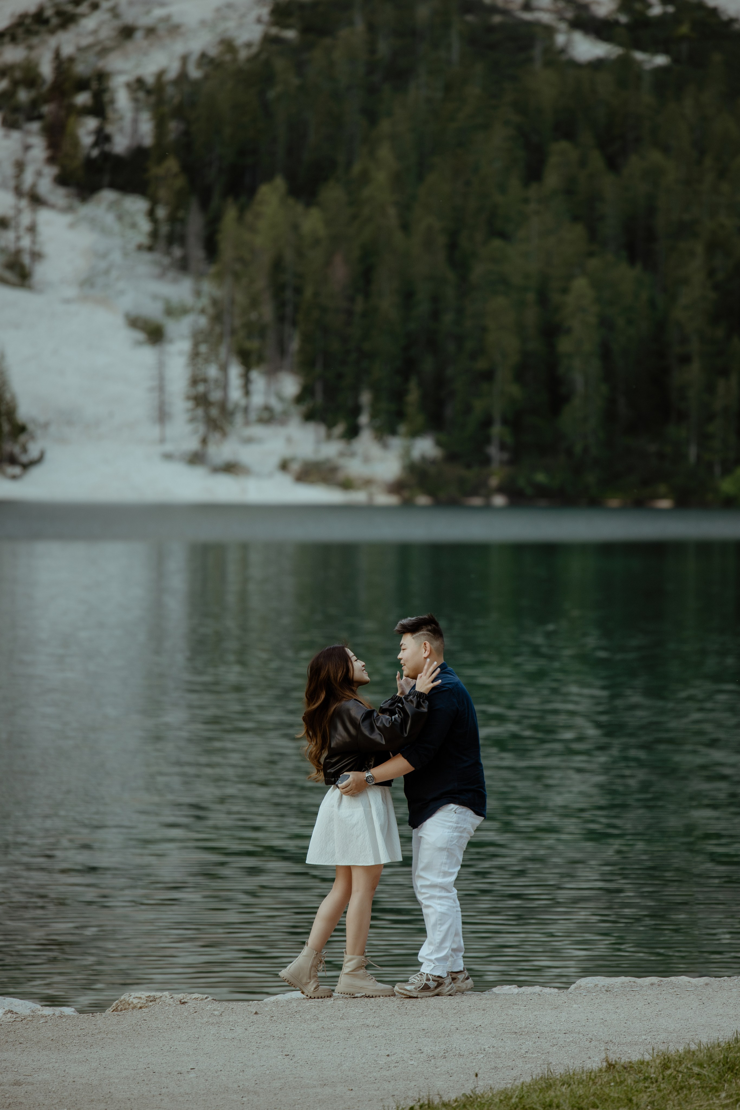 Sunrise proposal at Lago di Braies | Dreamy engagement in the Dolomites. Iceland elopement photographer & videographer