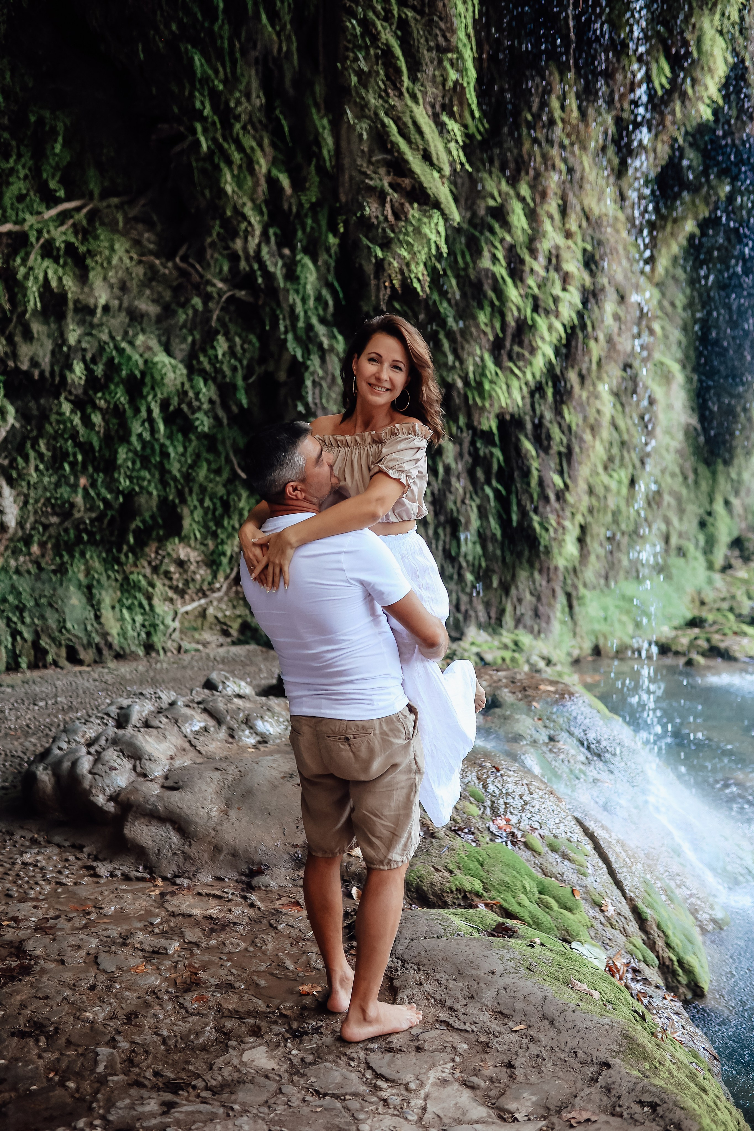Photoshooting at Kurshunlu waterfall. Photographer in Turkey, Antalya, Kemer, Belek, Side, Kas, Fethiye