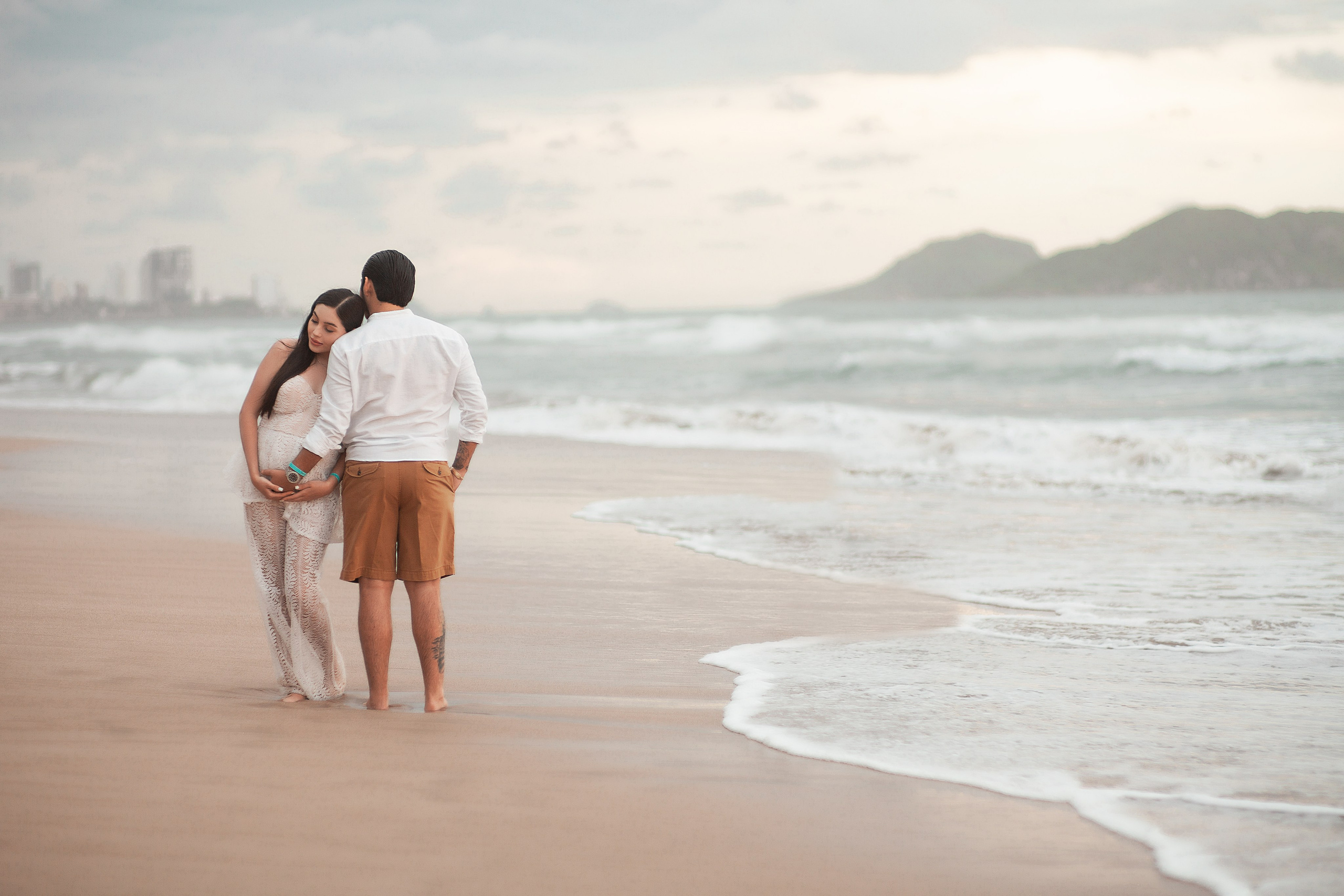 Sesion de Maternidad en Mazatlan | Vestuario incluido. Victoria Castellanos. Fotógrafo profesional en Mazatlán