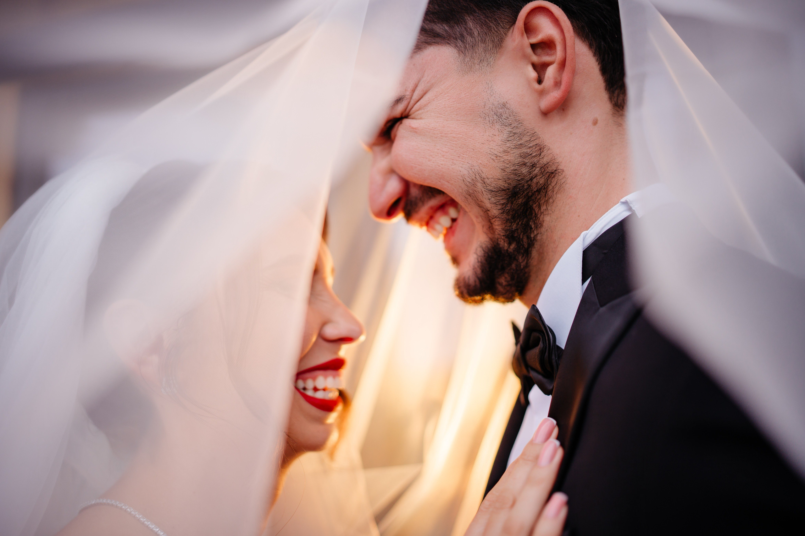 Povestea de nuntă a lui Anca și Dragoș în Bacău | Fotografie de Eveniment. Raw Studio. Fotograful tau de nunta!