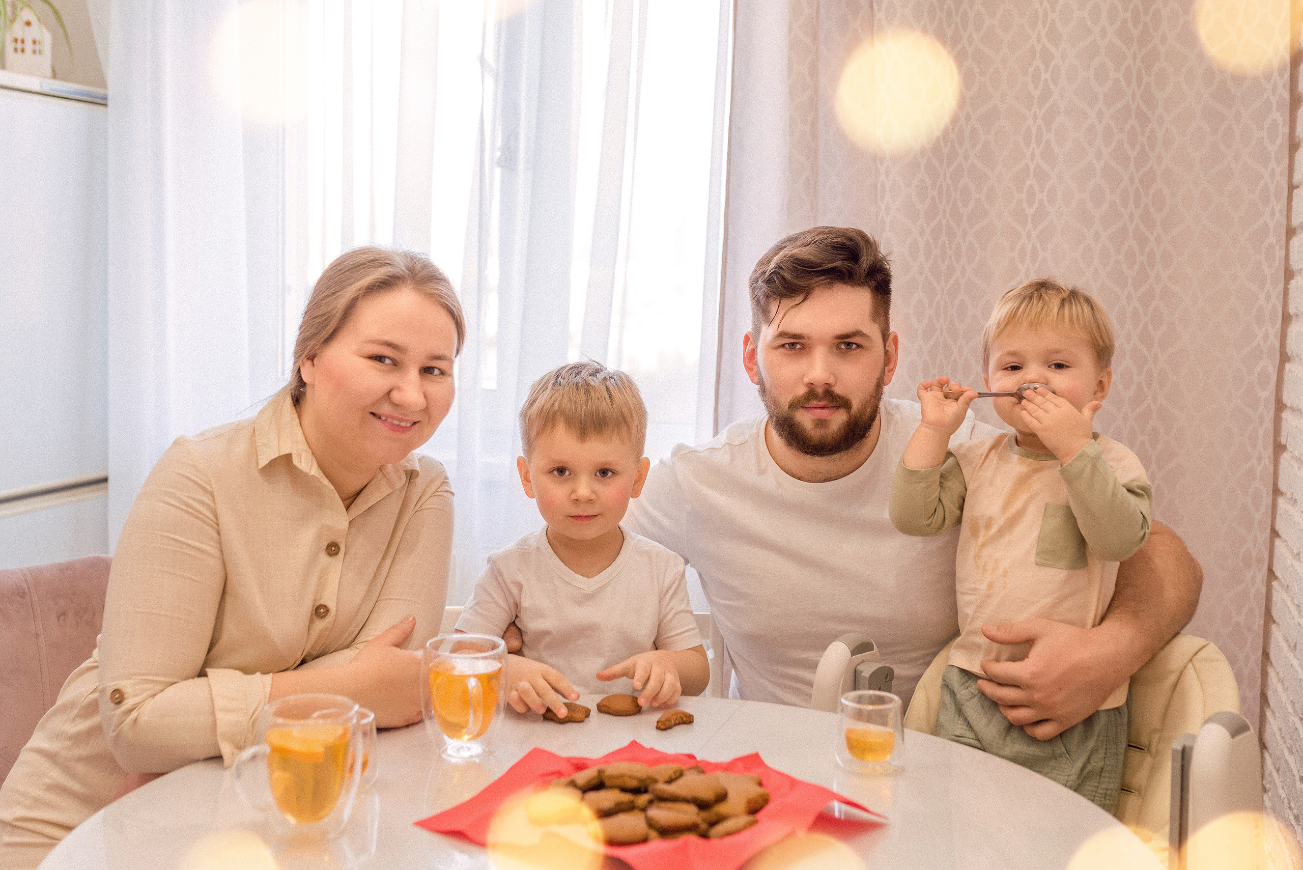 Домашняя съёмка. Пряники. Семейный фотограф и фотограф новорожденных в Вильнюсе Ирина Беленкевич