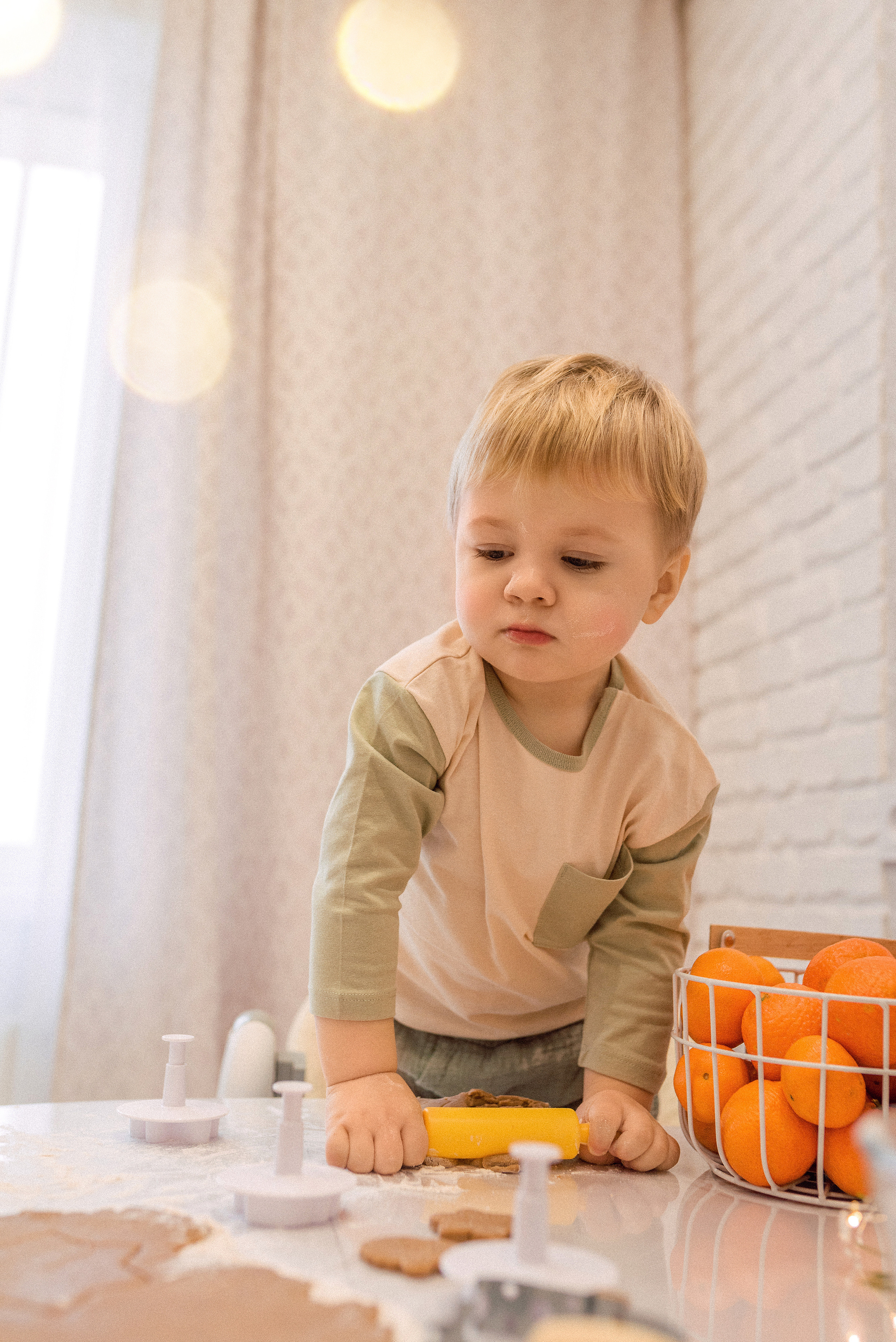 Домашняя съёмка. Пряники. Семейный фотограф и фотограф новорожденных в Вильнюсе Ирина Беленкевич