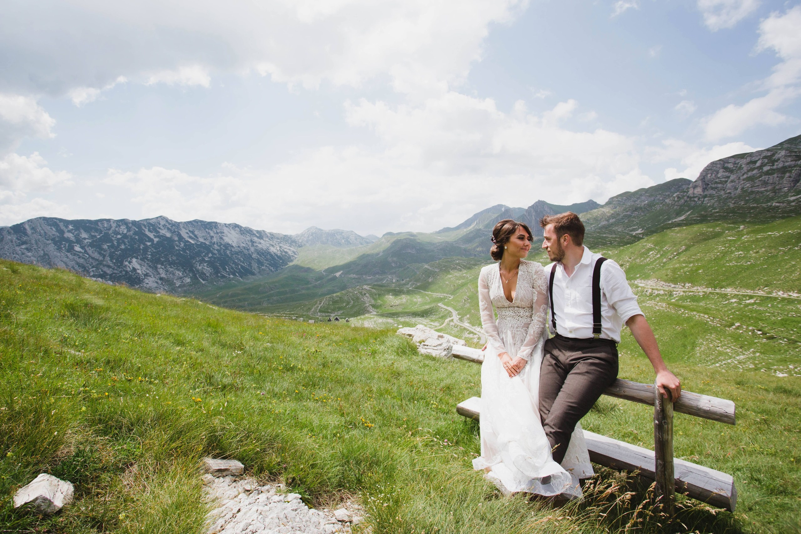 Wedding makeup artist hairdresser in Montenegro. Makeup artist and hairdresser in Montenegro Nadia Lia