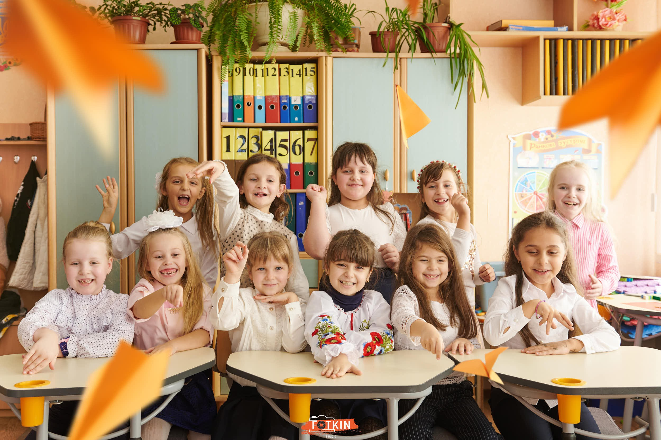 Випускні альбоми для 1- 4 класу у Дніпрі та області. Випускні альбоми фотокниги Київ та Дніпро