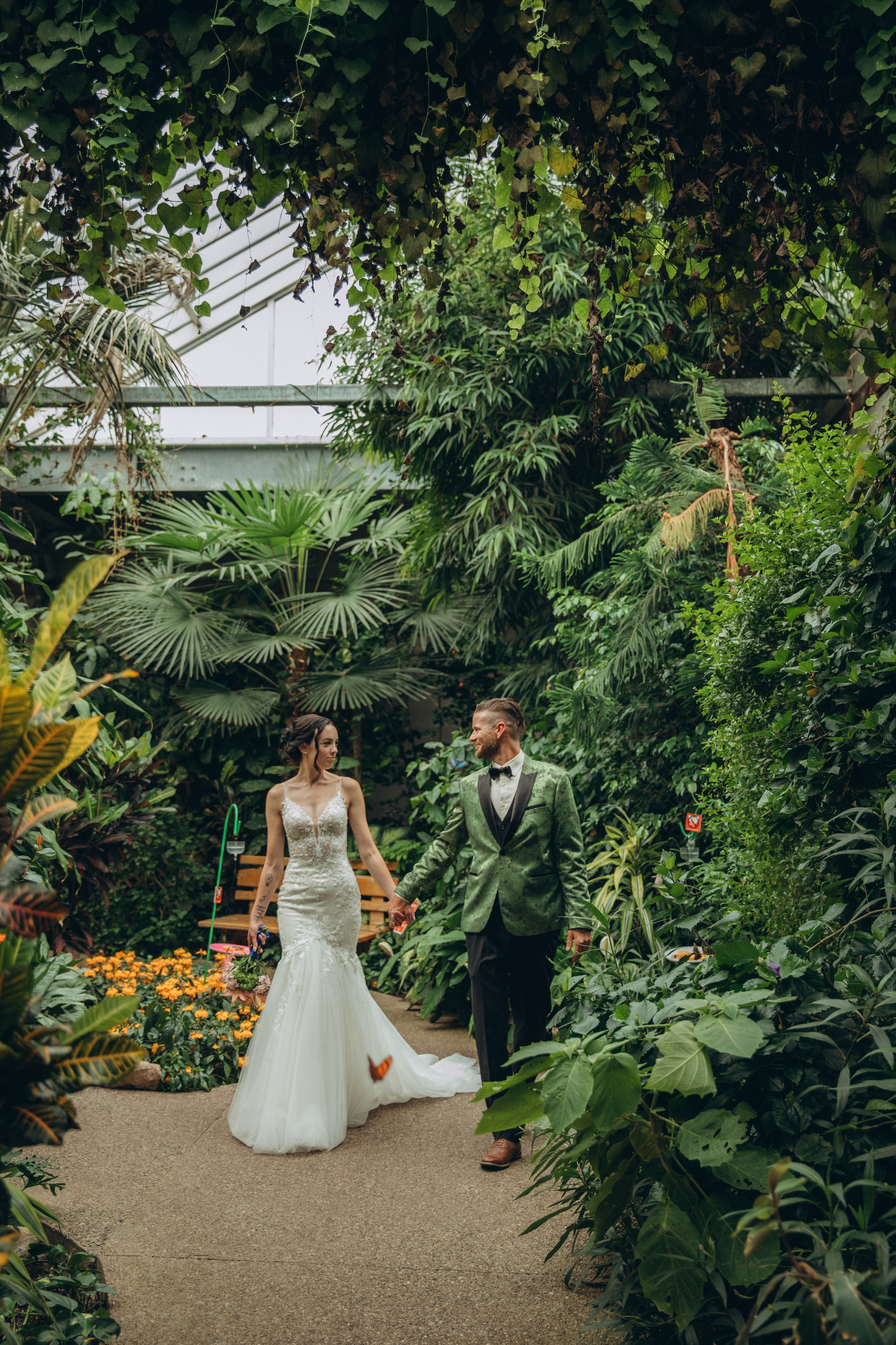 Engagement & Weddings. Kitchener Waterloo Cambridge Photographer — Olga Ro