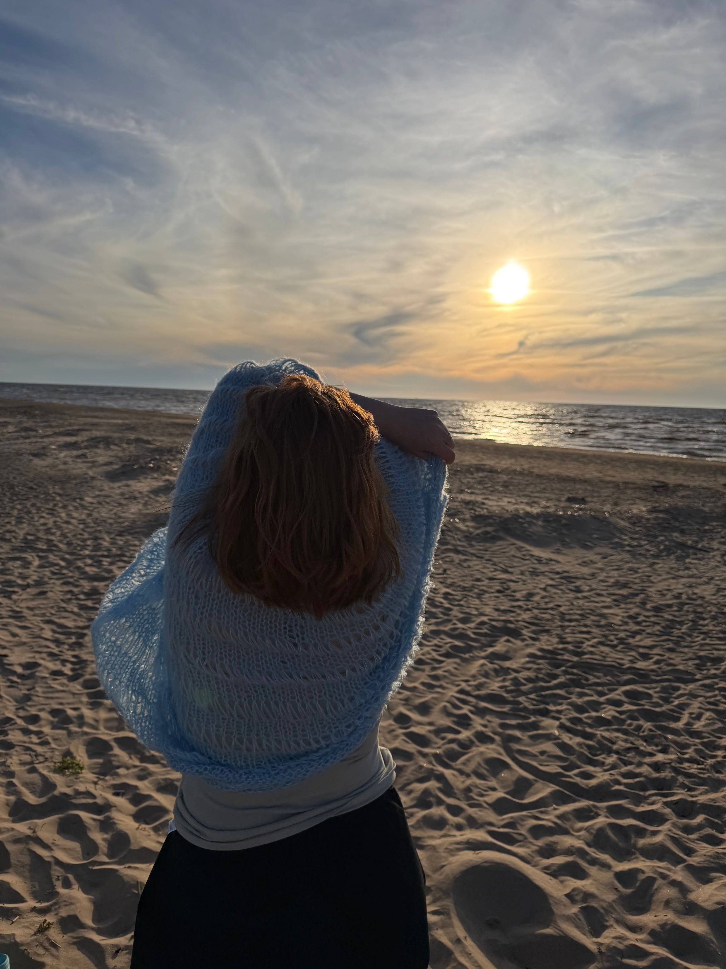 Waves sweater