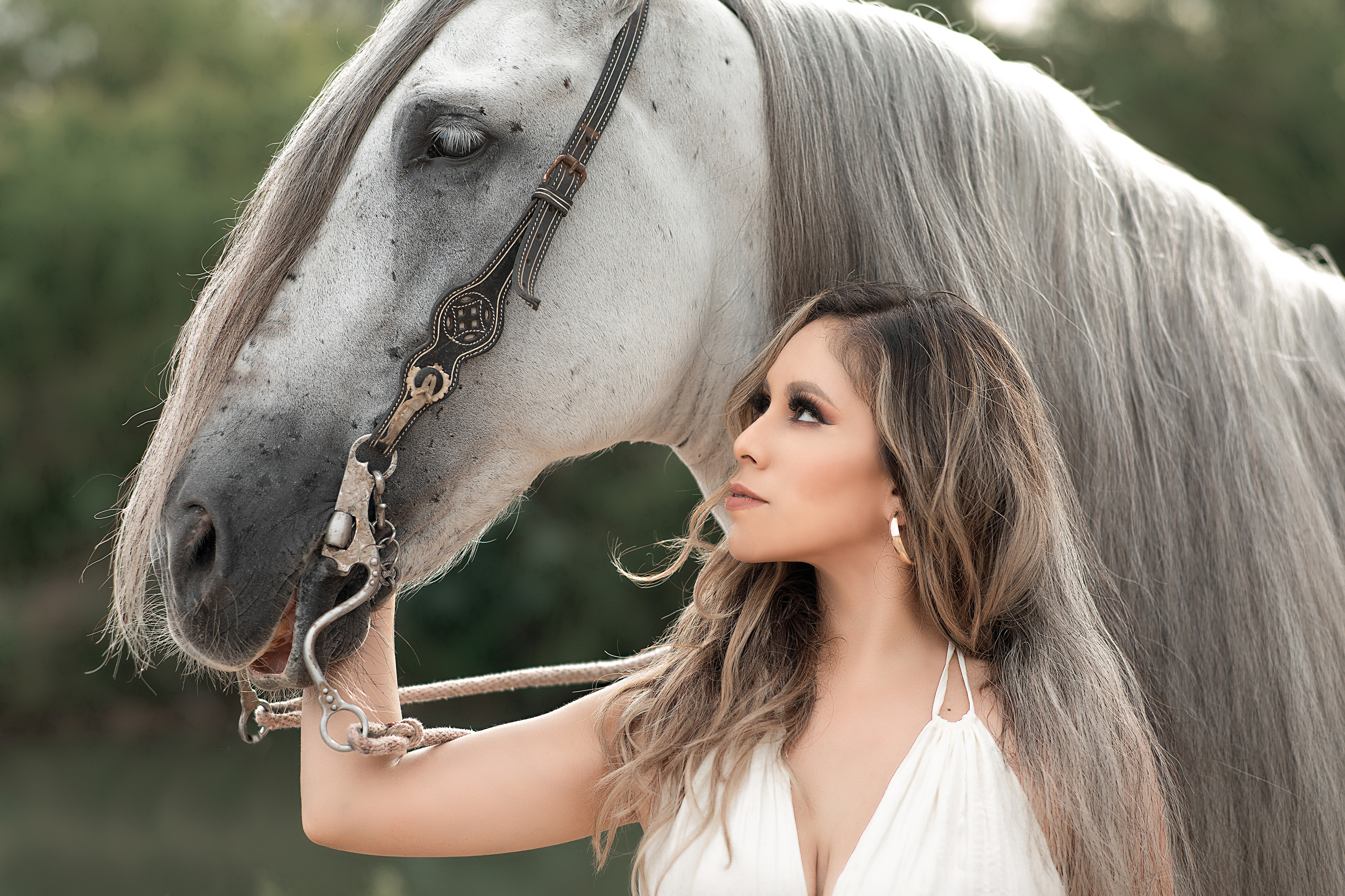 Sesión de cumpleaños con caballos. Rosy. Victoria Castellanos. Photographer in Mazatlán