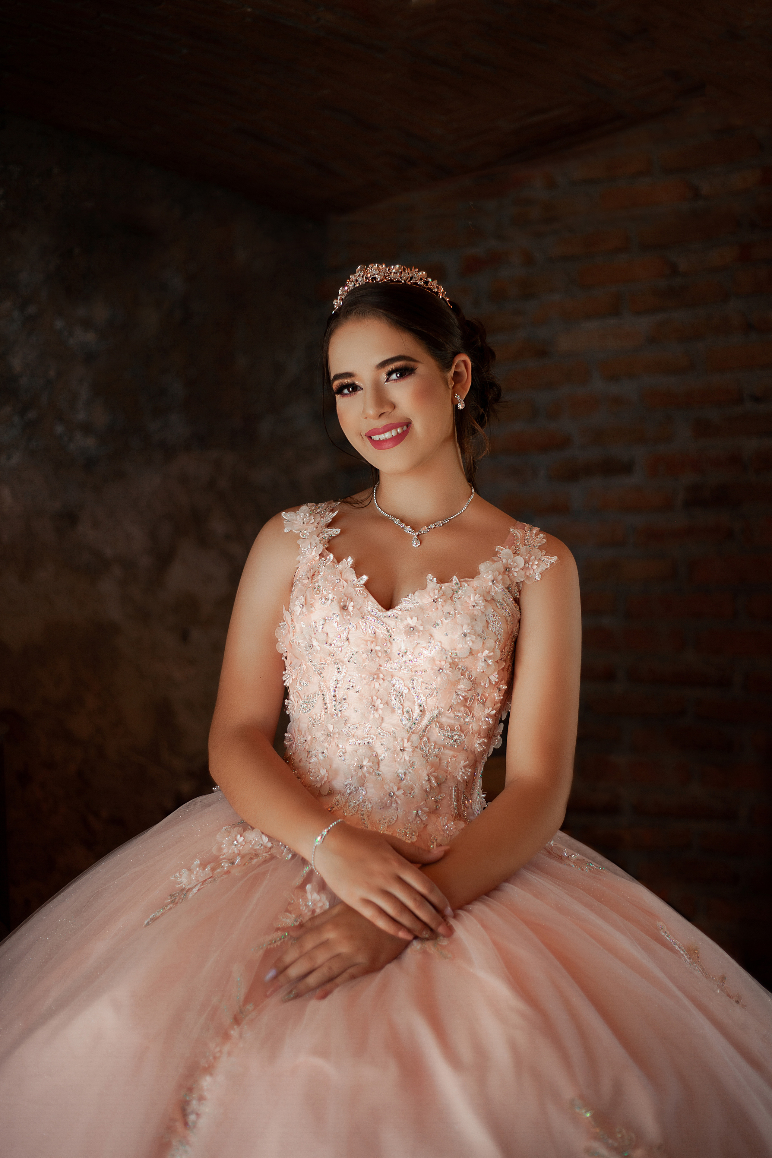 Valeria. Sesión de XV años en Observatorio Mazatlán. Victoria Castellanos. Photographer in Mazatlán