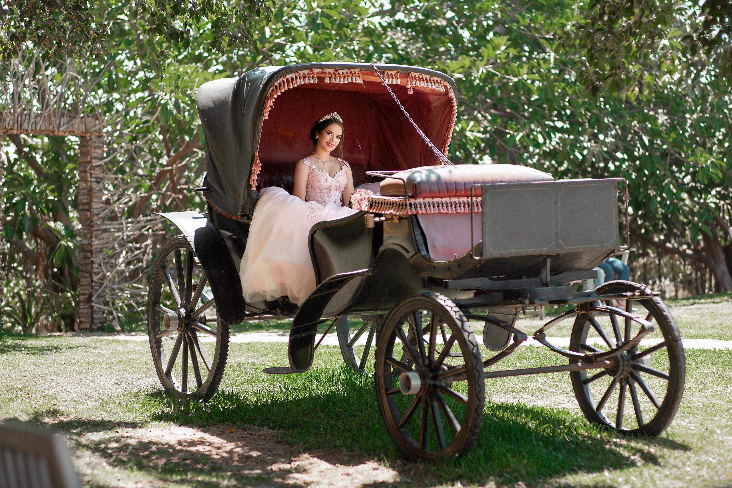Valeria. Sesión de XV años en Observatorio Mazatlán. Victoria Castellanos. Photographer in Mazatlán