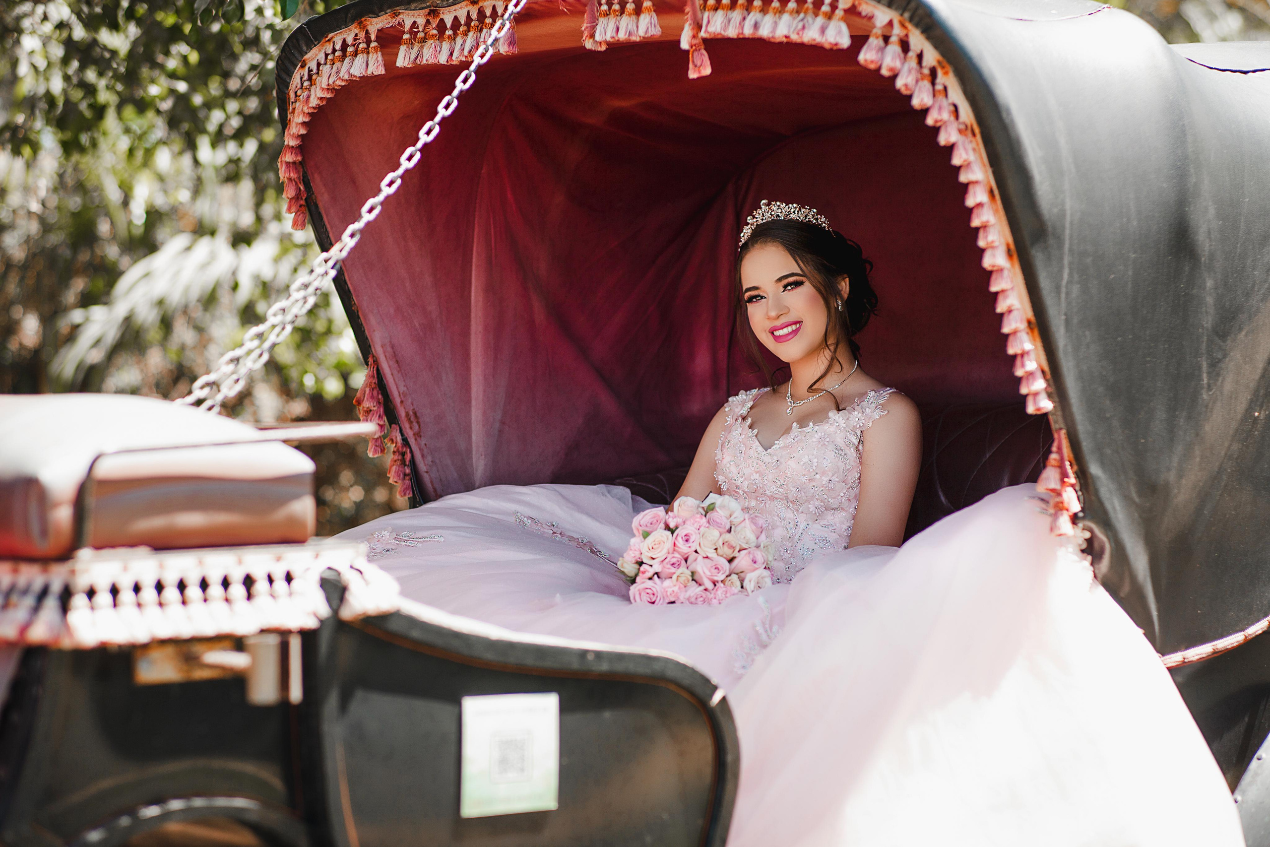 Valeria. Sesión de XV años en Observatorio Mazatlán. Victoria Castellanos. Photographer in Mazatlán
