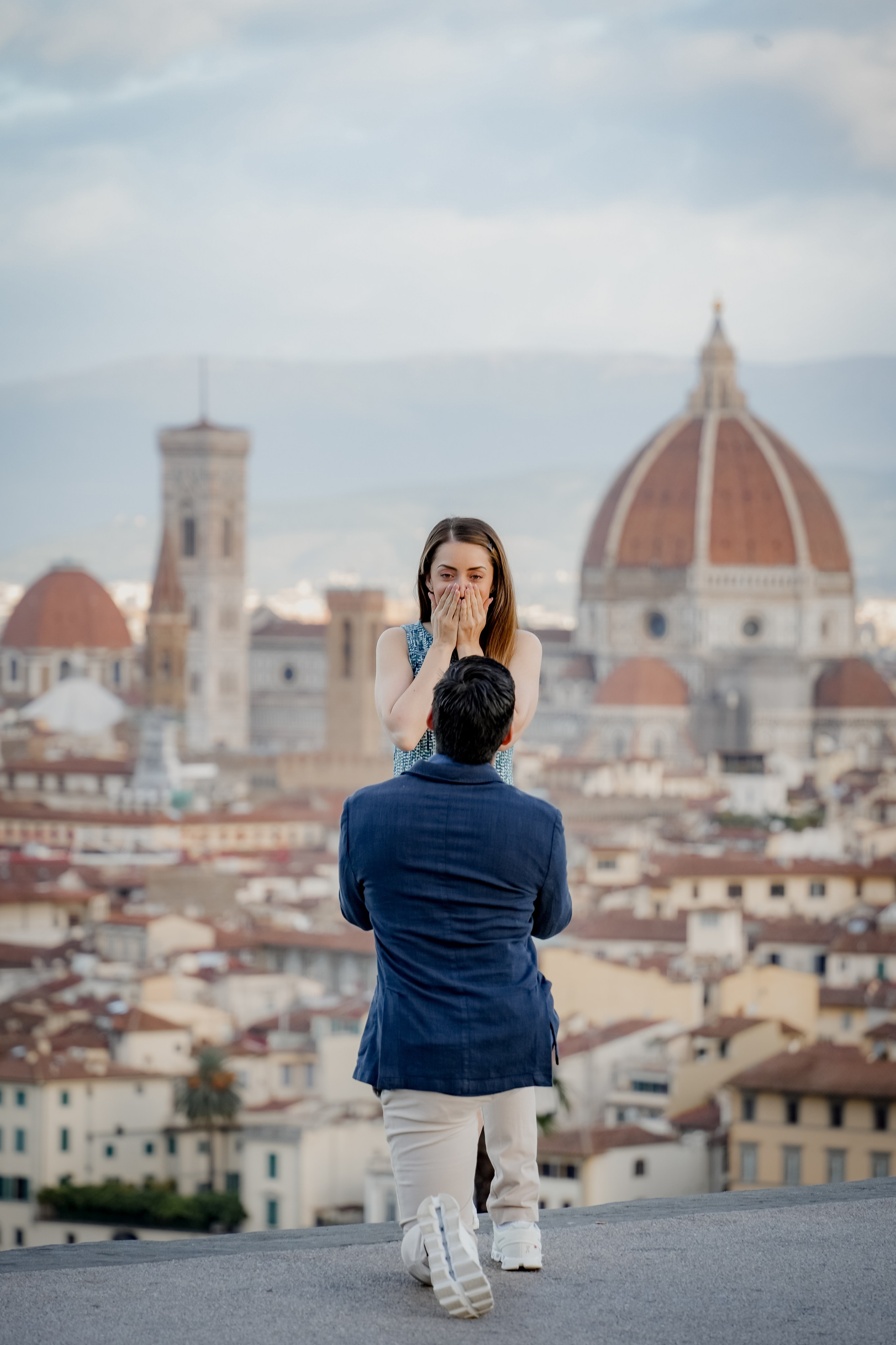 Proposal in Italy. Wedding Photographer in Italy