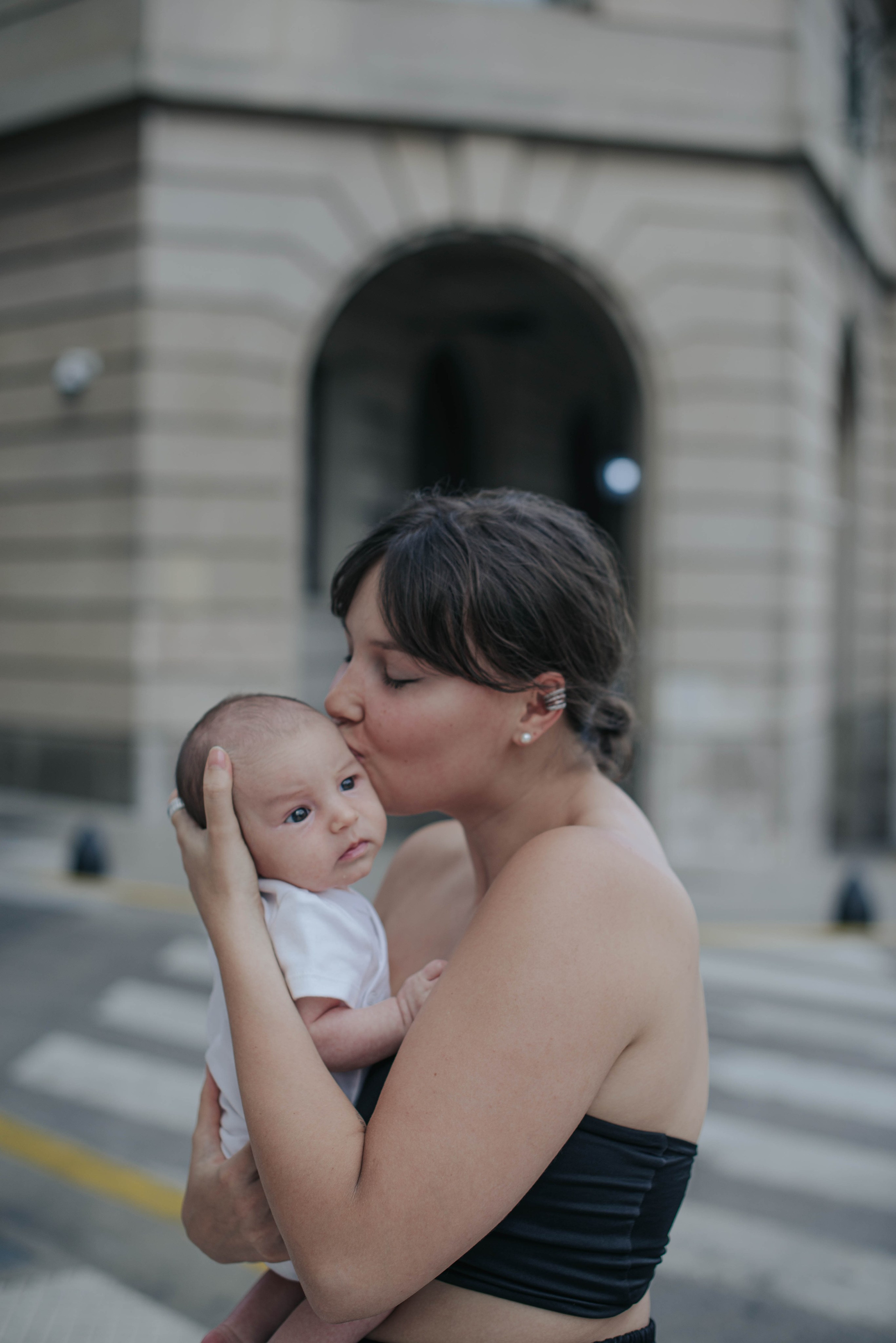 Mom Yana and Mars. Photographer @elmirkami in the city of Buenos Aires