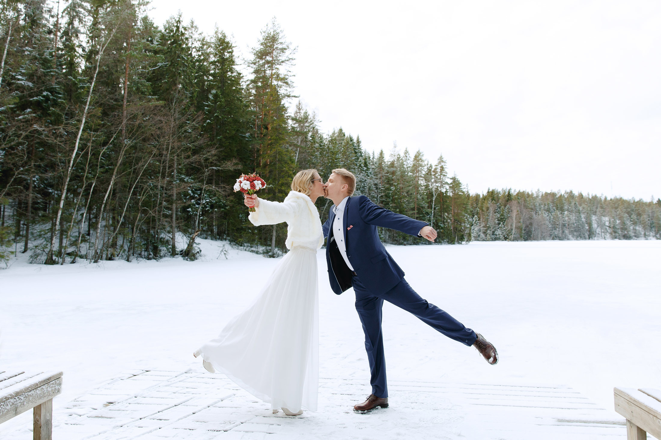 Talviset hääkuvat, hääkuvaus Nuuksiossa