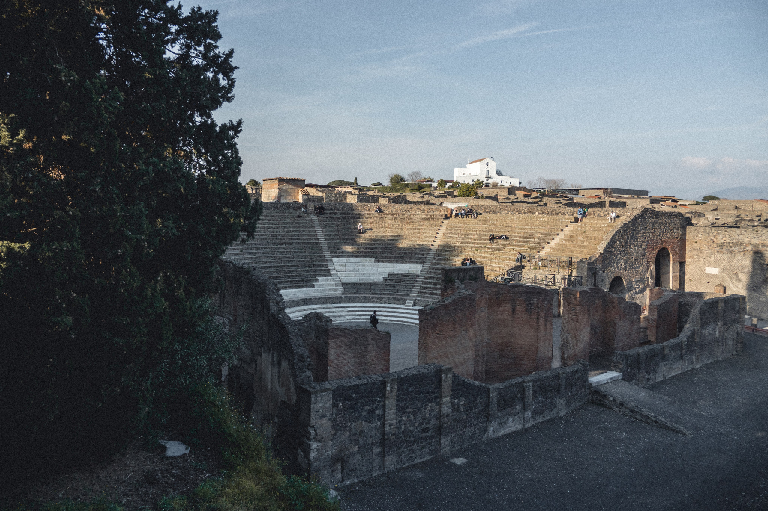 Pompeii. Photographe sur Cote d’Azur. Portraits de familles, couples, enfants, événements