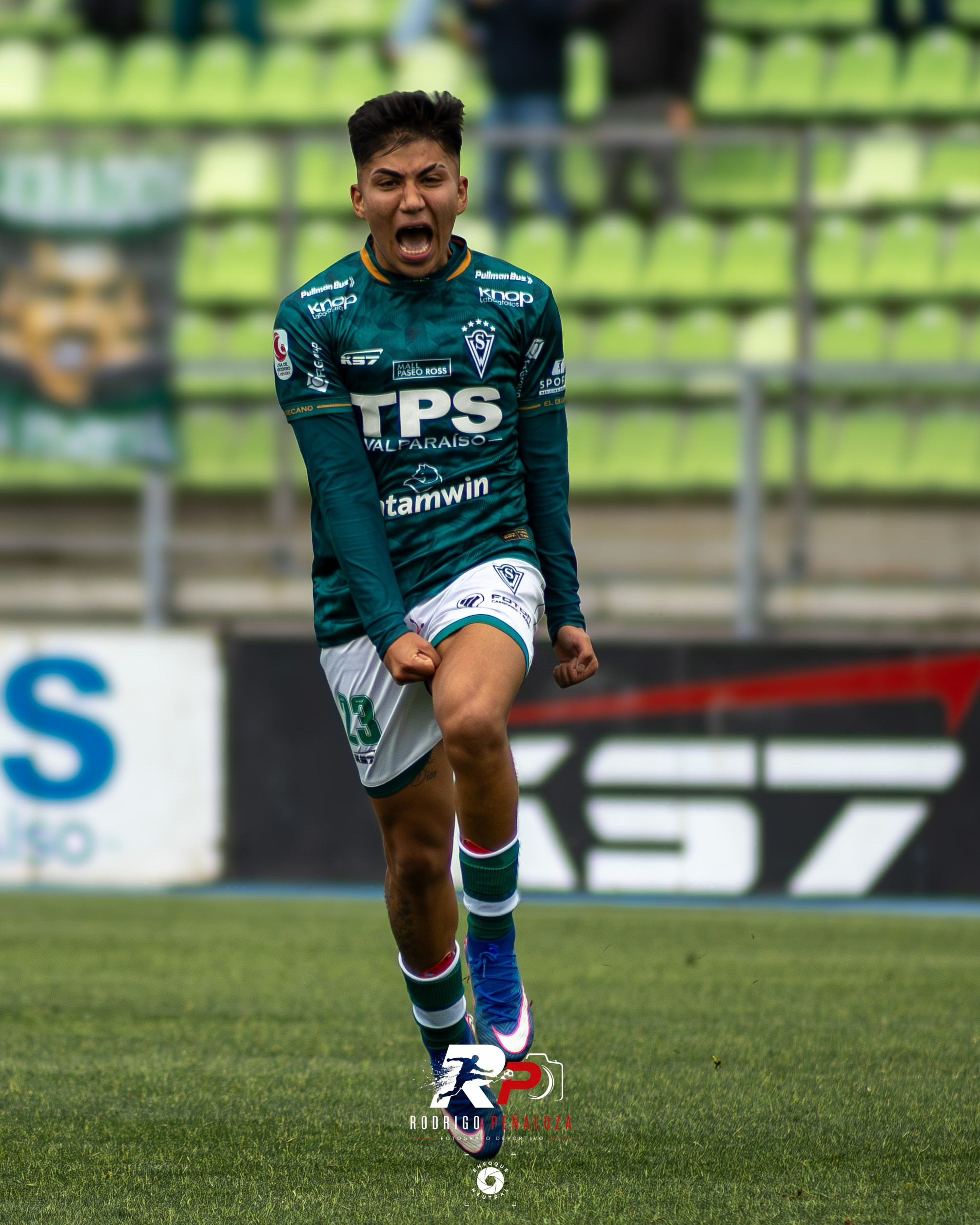 Fotógrafo Deportivo Rodrigo Peñaloza Otarola