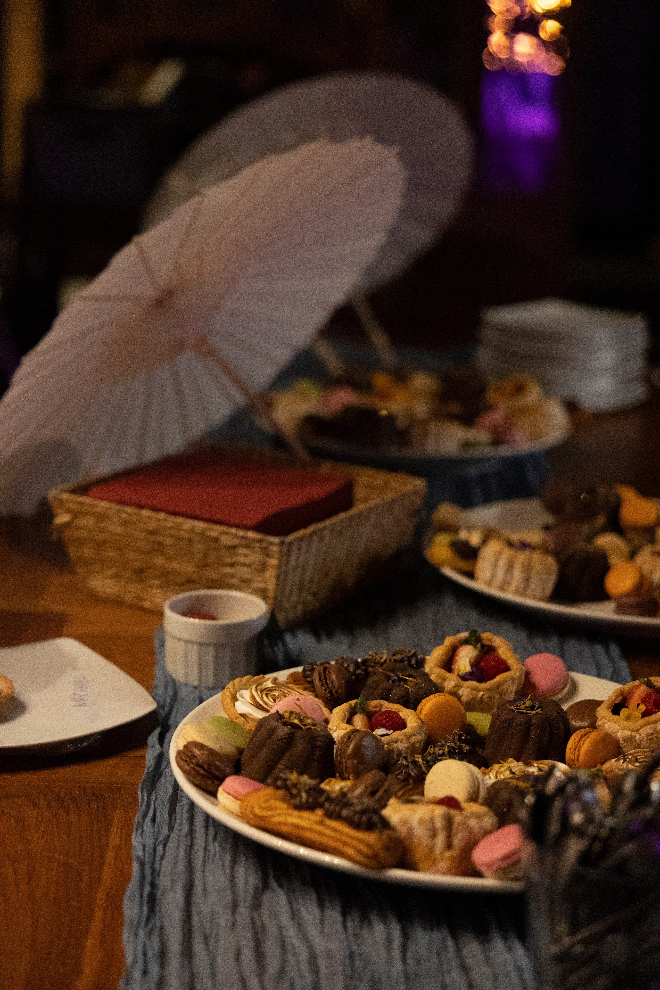 Vineyard Château Wedding in Occitanie — Puits Es Pratx. Eugénie Smirnova — Wedding & Elopement Photographer in Southwest France