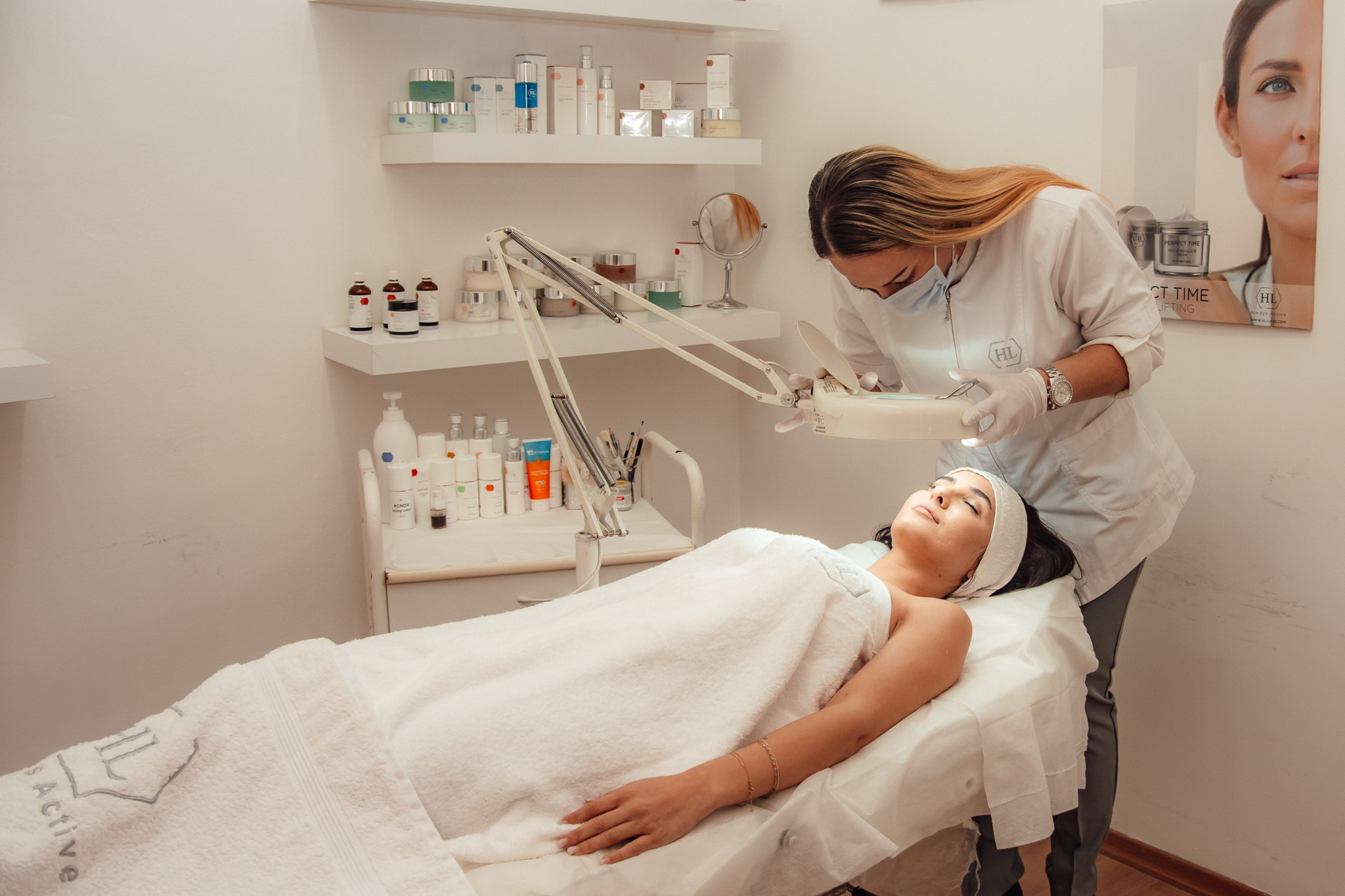 Facial skin care procedure