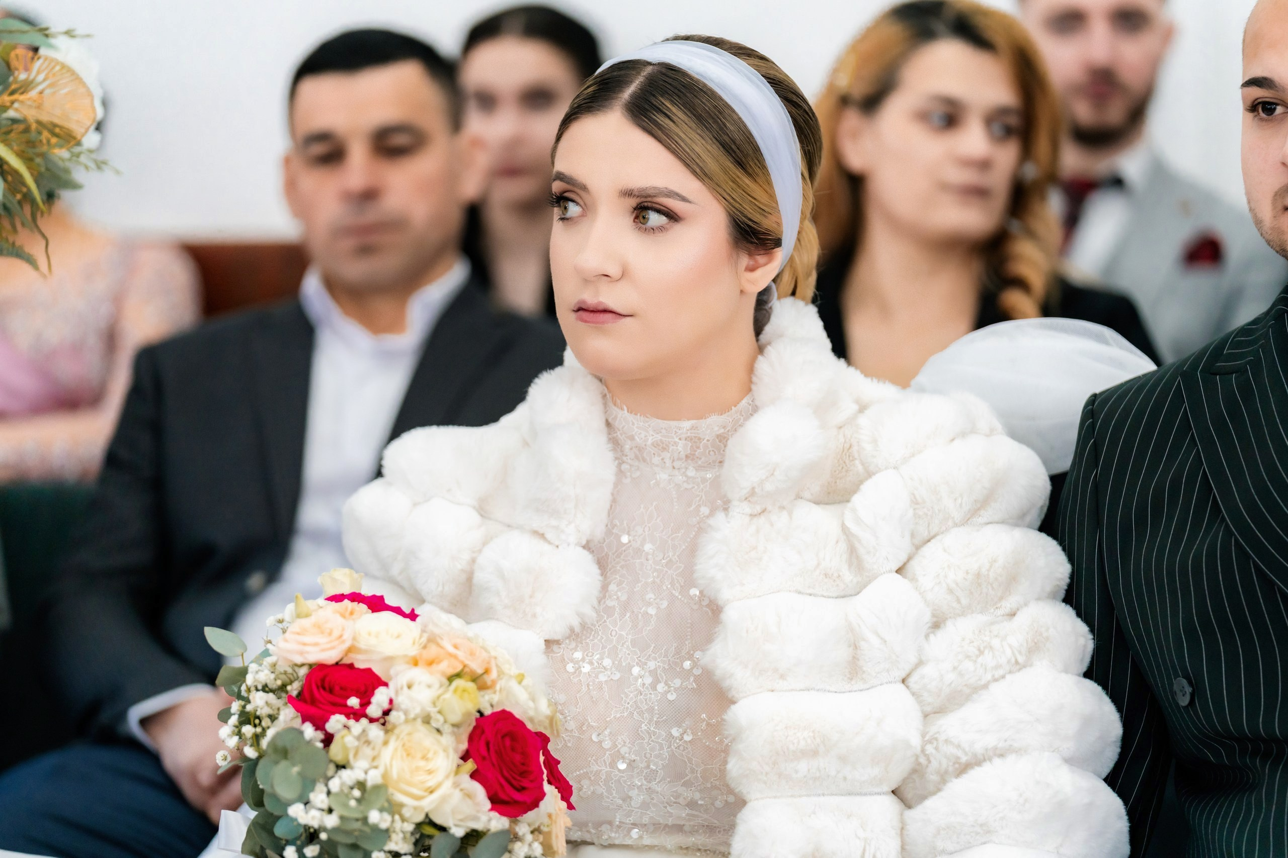 Fotograf nuntă Târgu Neamț – Samuel și Roxana, fotografie autentică realizată de AlinoFotoStudio 2. Fotograf nuntă Iași, Bacău, Suceava și Botoșani – Alin Chirilă surprinzând momente reale de nuntă 3. Fotografie de nuntă cu emoție și credință – AlinoFotoStudio, fotograf povestitor 4. Fotograf profesionist nuntă în Moldova – cadre naturale și pline de emoție 5. Alin Chirilă fotograf nuntă – poveste reală surprinsă prin fotografie 6. Fotograf nuntă cu stil documentar – momente autentice din ziua nunții Pregătiri mireasă acasă – fotografie naturală realizată de Alin Chirilă fotograf nuntă 8. Detalii din ziua nunții – fotograf nuntă Iași și Botoșani, AlinoFotoStudio 9. Emoții din dimineața nunții – fotograf profesionist Moldova 10. Cadre autentice din pregătiri – fotograf nuntă Suceava și Bacău Ceremonie religioasă nuntă – moment emoționant surprins de fotograf Alin Chirilă 12. Nuntă cu valori creștine – fotografie din biserică realizată cu discreție 13. Rugăciune și emoție în ziua nunții – fotograf nuntă Târgu Neamț 14. Legământ în fața lui Dumnezeu – fotografie de nuntă autentică 15. Fotograf nuntă biserică – momente sincere și pline de semnificație Petrecere de nuntă – cadre naturale realizate de AlinoFotoStudio 17. Bucurie și dans la nuntă – fotograf nuntă Iași și împrejurimi 18. Momente autentice de la restaurant – fotograf nuntă Bacău Suceava 19. Atmosferă de nuntă surprinsă discret – Alin Chirilă fotograf -AlinoFotoStudio – fotograf nuntă cu abordare naturală și emoțională 21. Alin Chirilă fotograf – povestitor prin fotografie de nuntă 22. Fotograf nuntă în Moldova – stil documentar și autentic 23. Fotografie de nuntă sinceră și elegantă – AlinoFotoStudio- Fotograf nuntă Iași Bacău Suceava Botoșani – Alin Chirilă AlinoFotoStudio 26. Fotograf nuntă Târgu Neamț și Moldova – fotografie profesională de eveniment 27. Fotograf nuntă cu valori creștine și stil documentar – AlinoFotoStudio - Alin Chirilă – AlinoFotoStudio Fotograf nuntă Iași • Bacău • Suceava • Botoșani - Samuel & Roxana, Târgu Neamț -Momente reale, trăite sincer și păstrate pentru totdeauna.