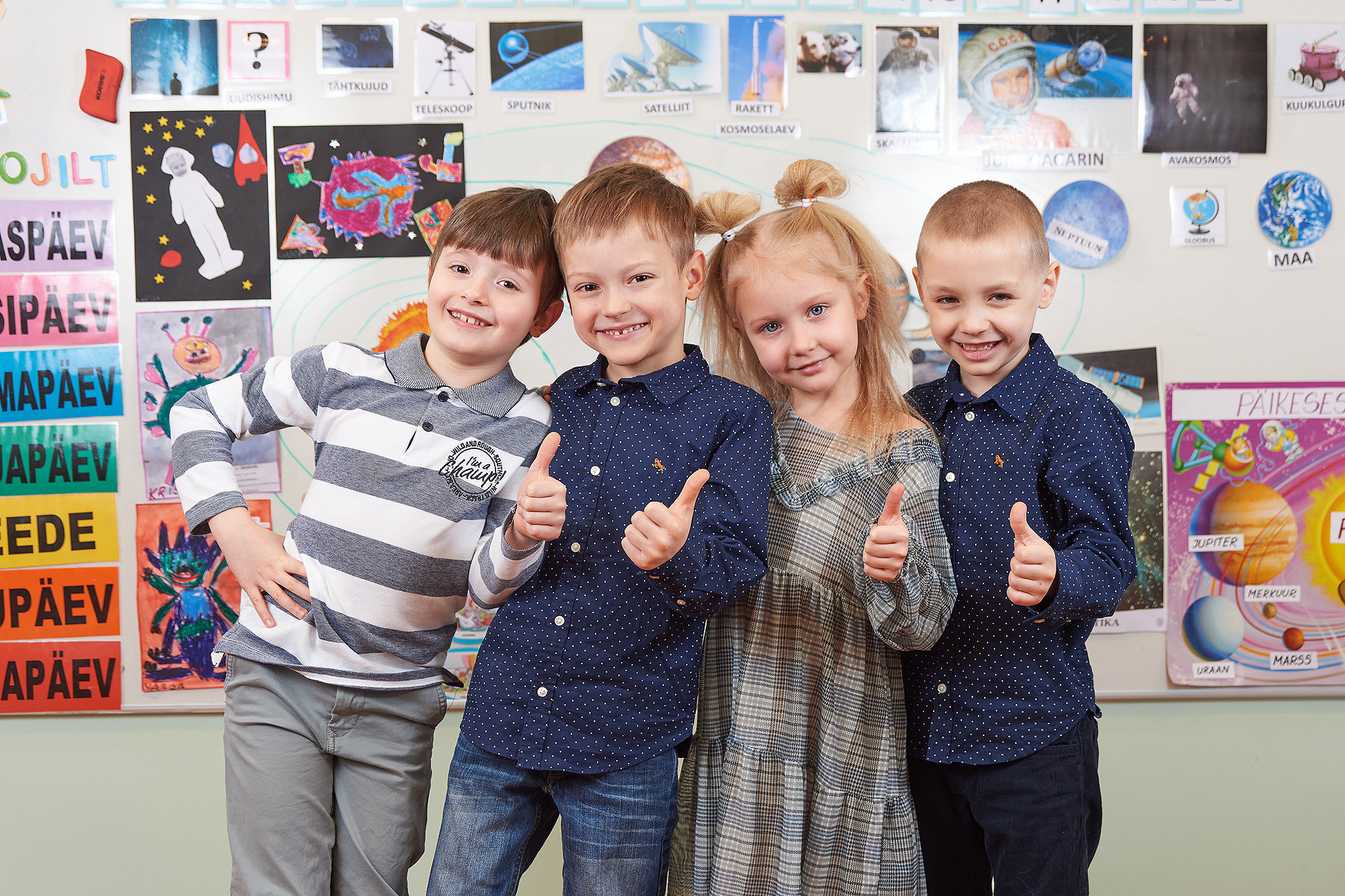 выпускные альбомы, выпускной альбом Таллинн, детский фотограф, школьный фотограф Таллин, фотограф на школьный выпускной Таллин, фотосессия в школе Таллин, фото для школьного альбома Таллин, школьная фотосъёмка Таллин, lõpualbumid, lõpualbum Tallinnas, lastefotograaf, koolifotograaf Tallinnas, fotograaf kooli lõpetamiseks Tallinnas, fotosessioon koolis Tallinnas, fotod koolialbumi jaoks Tallinnas, koolifotosessioon Tallinnas