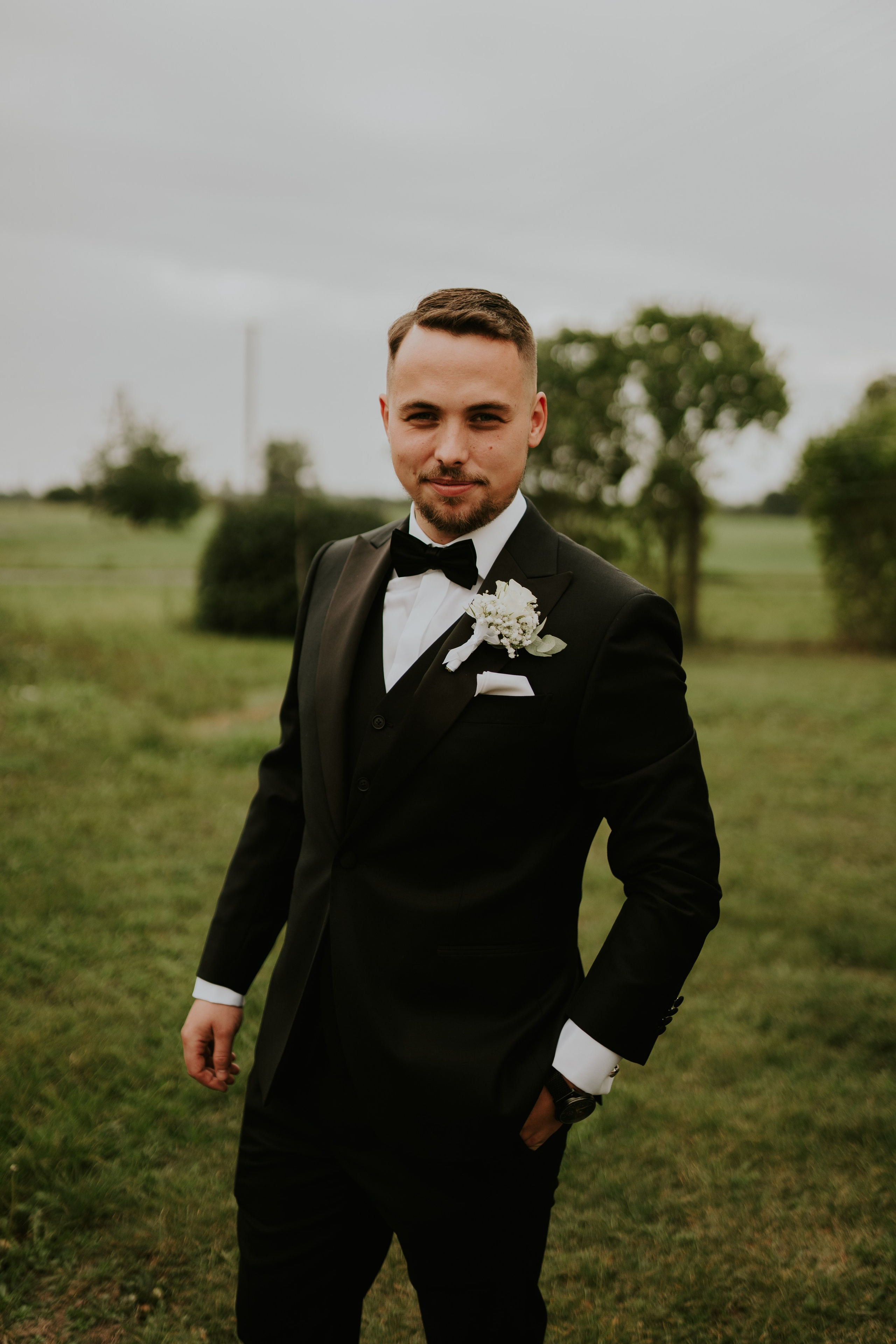 Trzy Drzewa: wspaniała uroczystość Wiktorii i Kamila. Karkowskafoto - fotografia miłości