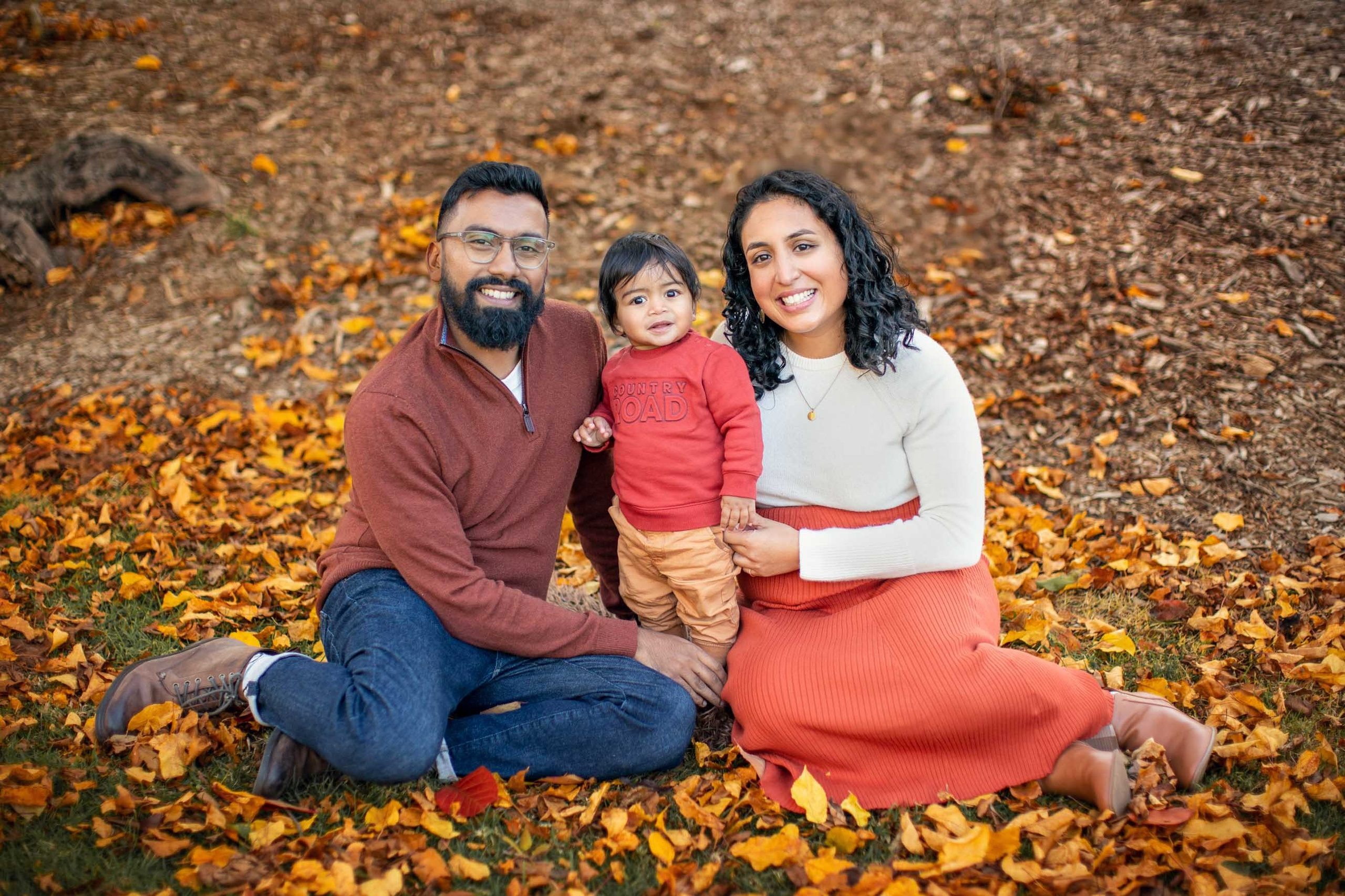 Autumn Family and Pregnancy Photoshoot in Sydney
