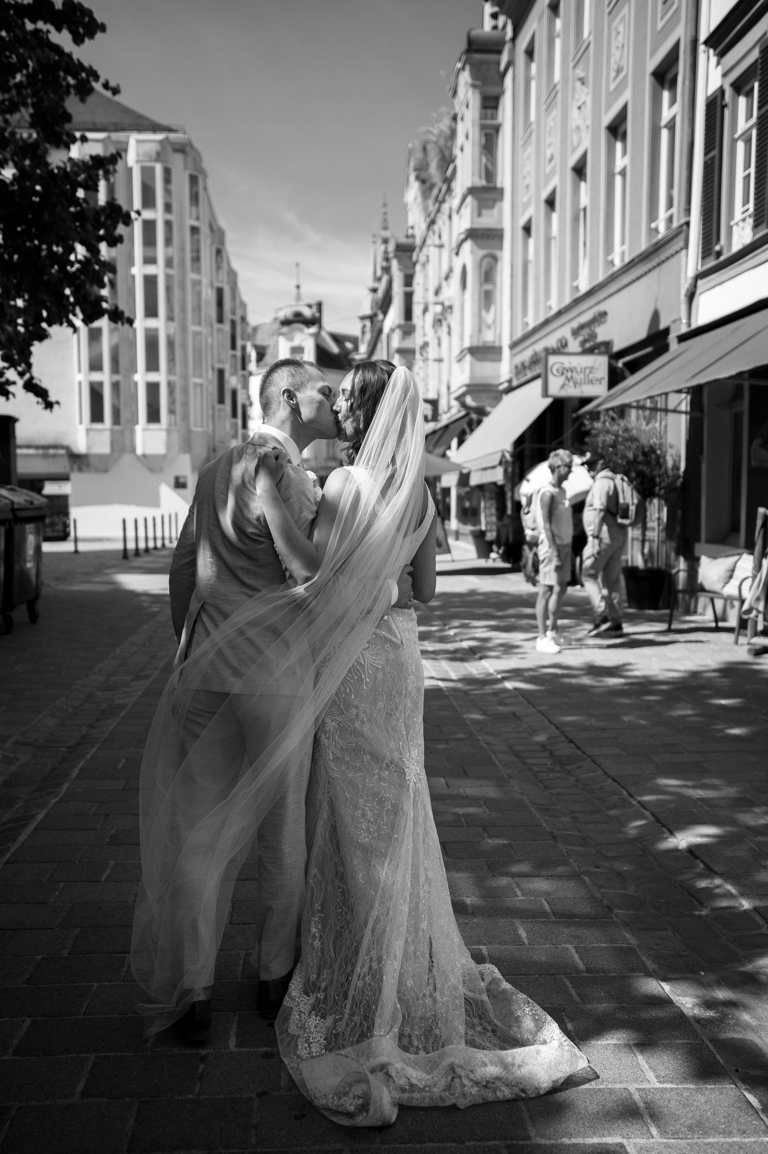 Hochzeitsfotografie in Wiesbaden | Rathaus, Neroberg & Weinberge