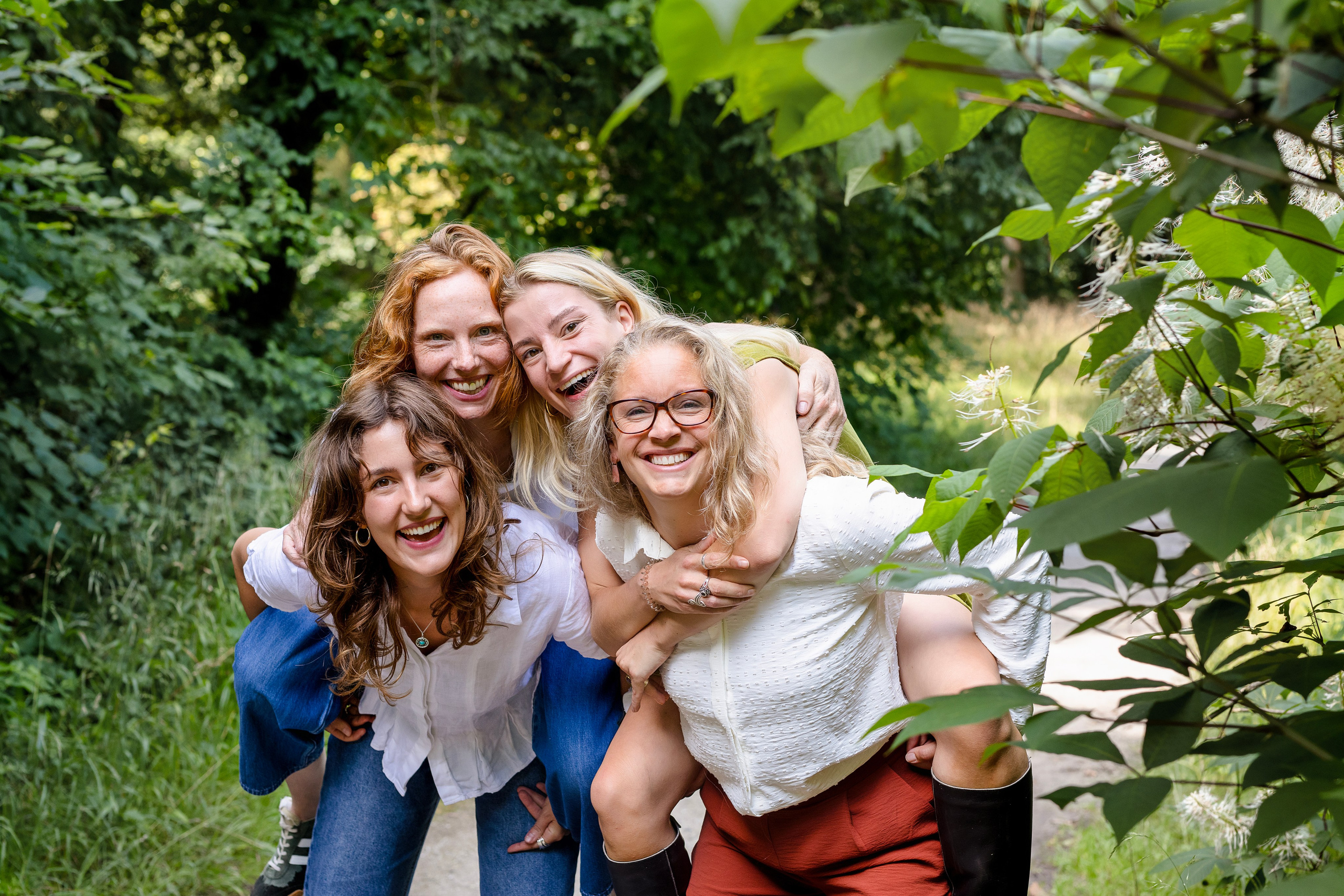 Fotoshoot Gezin – Spontane & Warme Gezinsfotografie. Familie en huwelijksfotograaf in Zwolle Overijssel