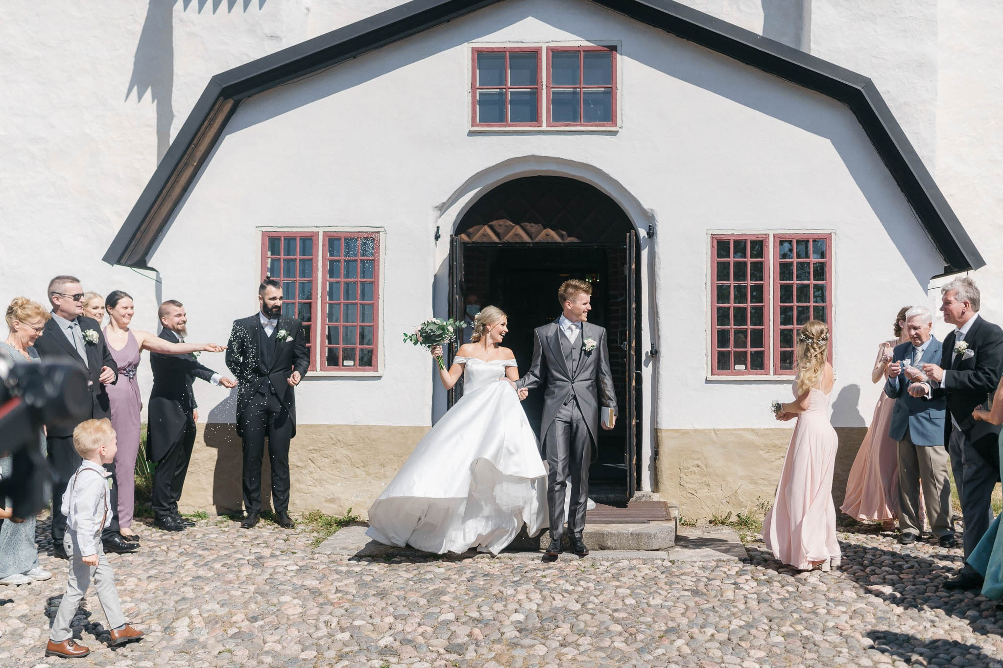 Häävalokuvaaja Helsingissä – Studiohappymoment | Romanttisia hetkiä