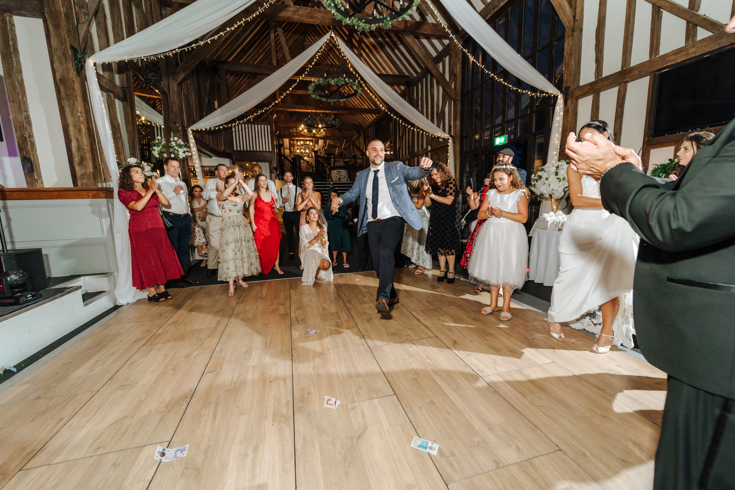 Wedding at Essendon Country Club. Photographer in England Ekaterina Romanova