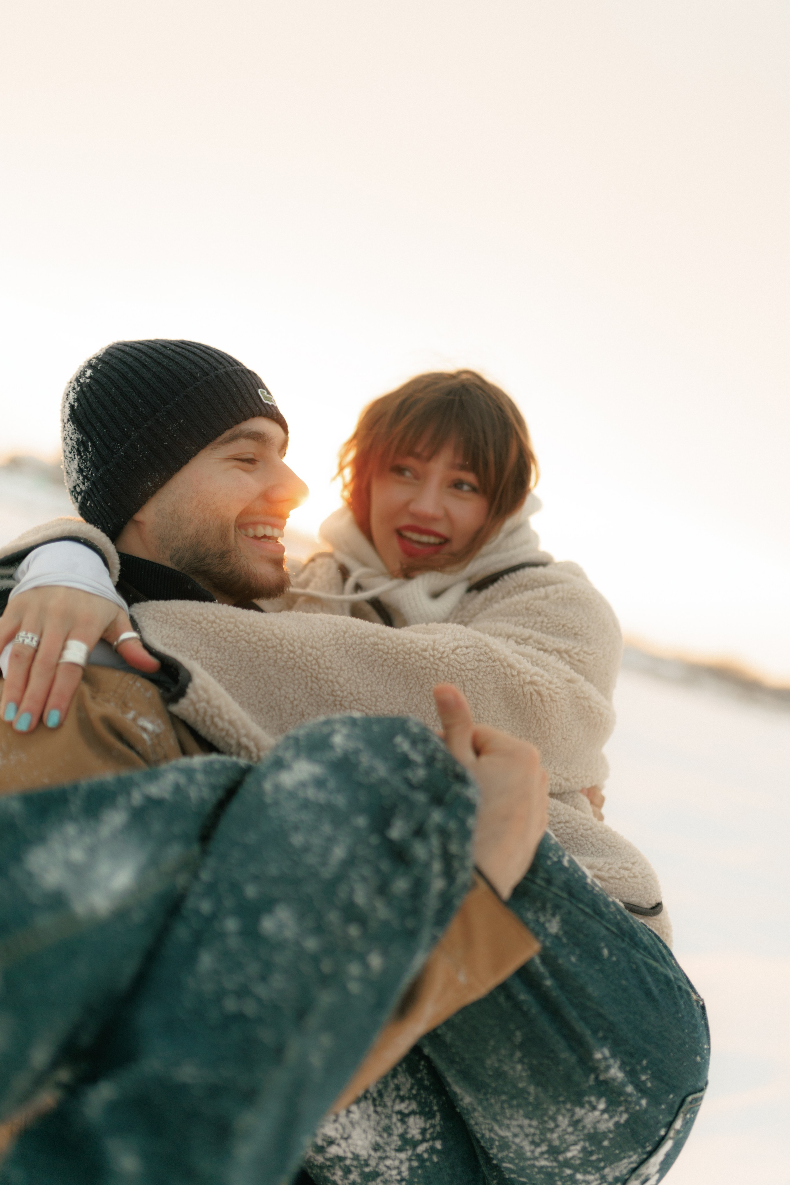 Snowy. Wedding photographer and videographer based in Timisoara, Romania